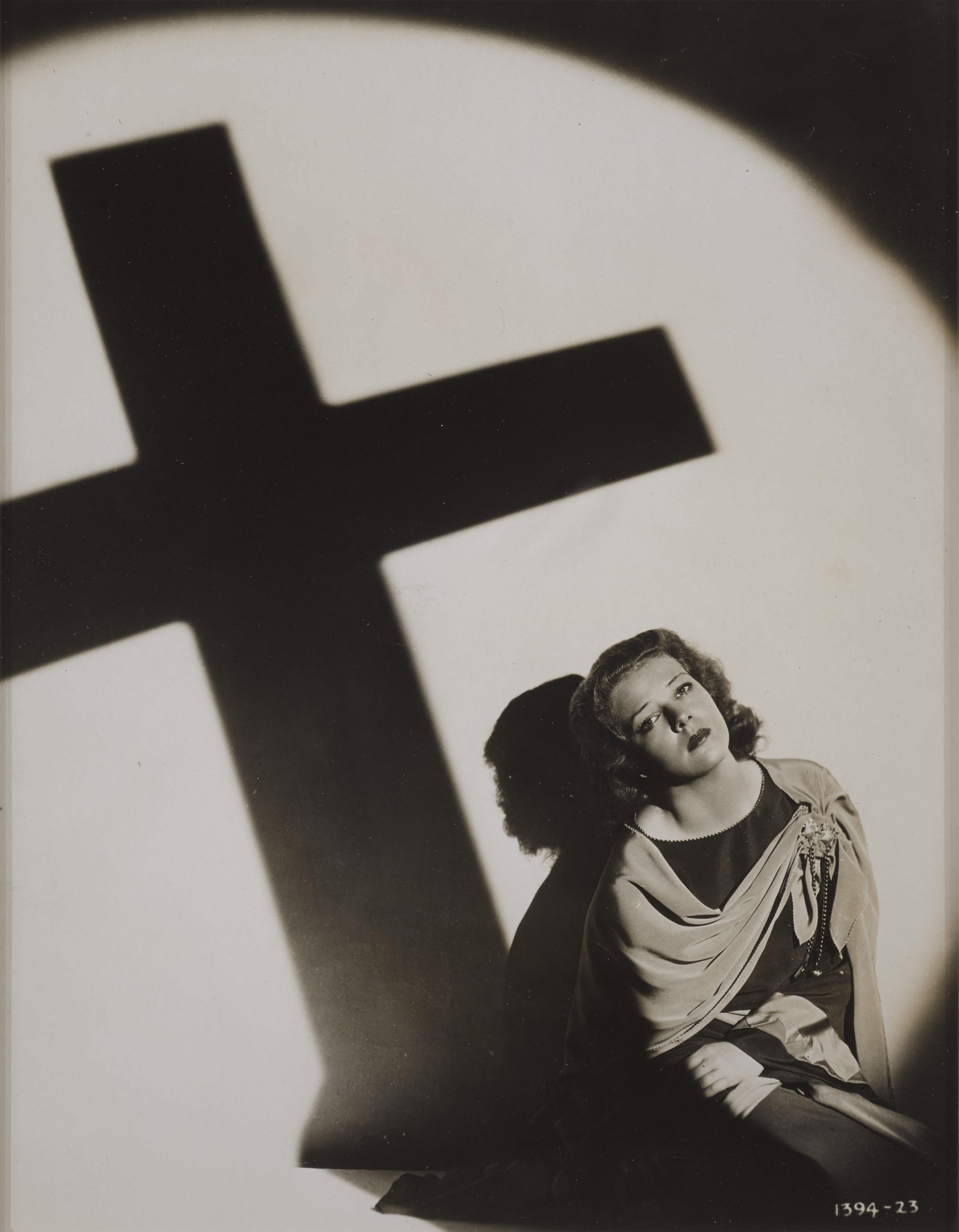 Original US black and white photographic production still for the 1932 film The Sign of the Cross.
This still was sent out to newspapers to advertise the re-release.
The film was directed by Cecil B. DeMille and starred Fredric March, Claudette