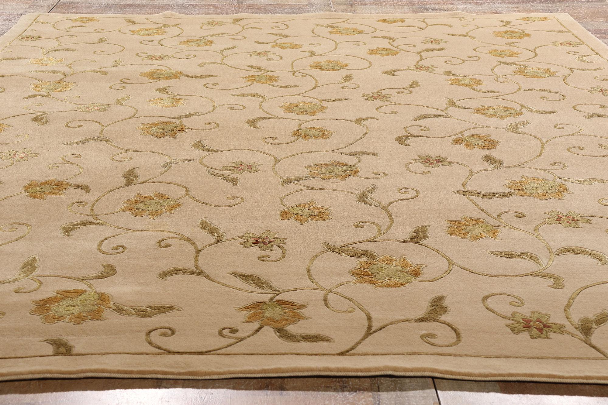 La fleur de l'Himalaya en soie : Un chef-d'œuvre tibétain d'époque à l'élégance tranquille Bon état - En vente à Dallas, TX