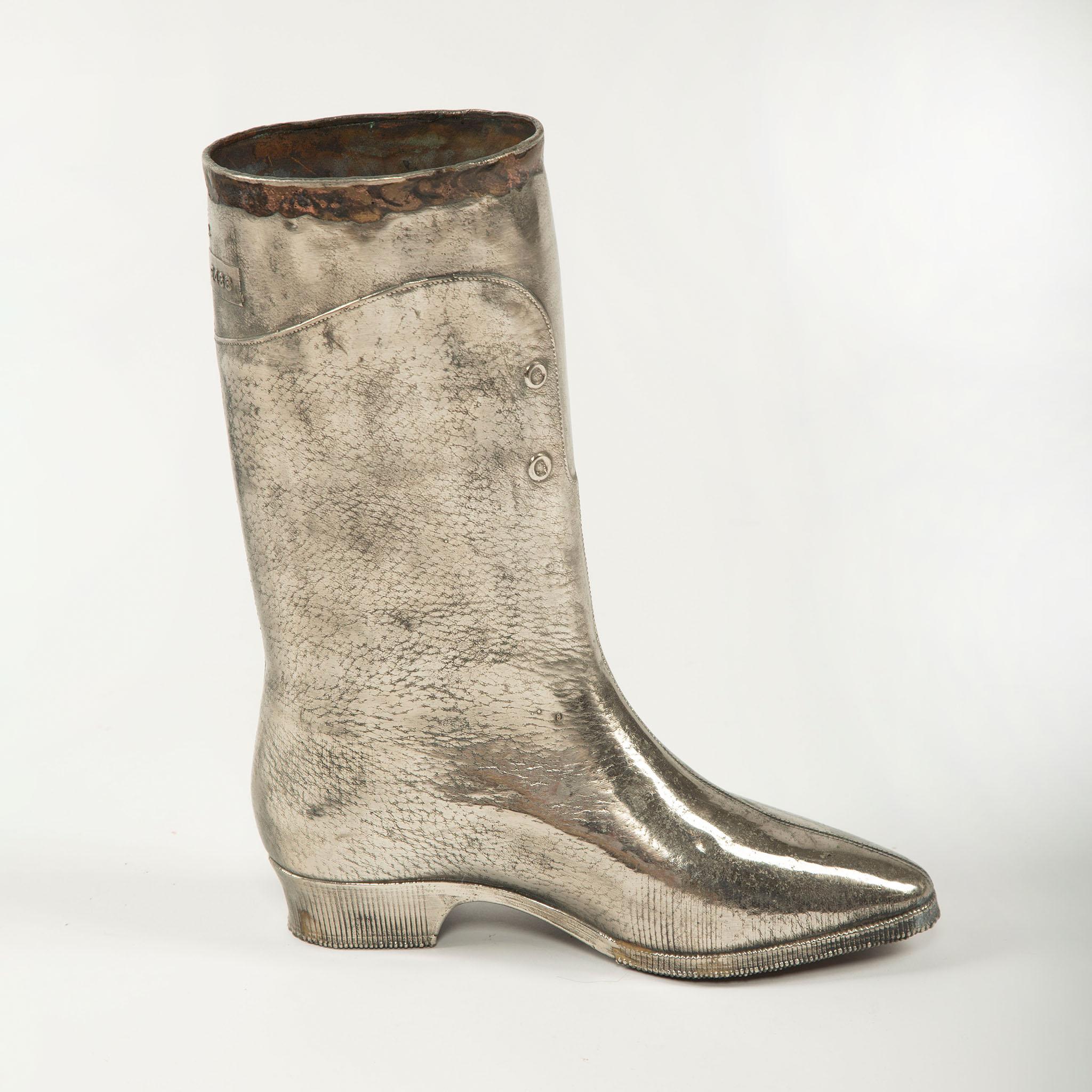 Metal The Silver Boot – Mid-20th Century Sculpture, Signed Dora Turkmall For Sale
