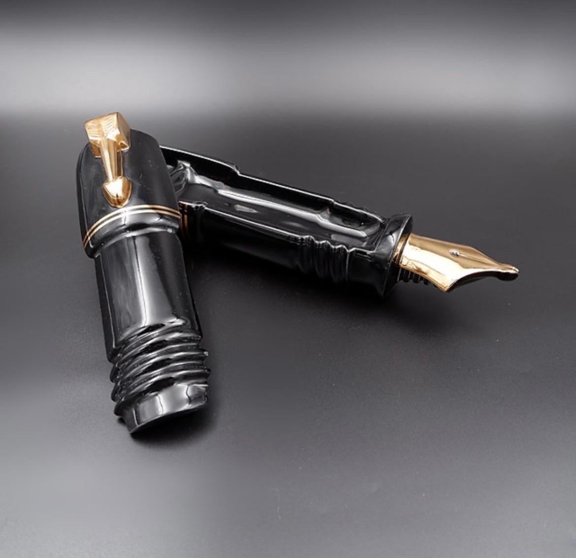 The Silver Crane Company English Ceramic Parker Pen Pottery Desk Tidy For Sale 6