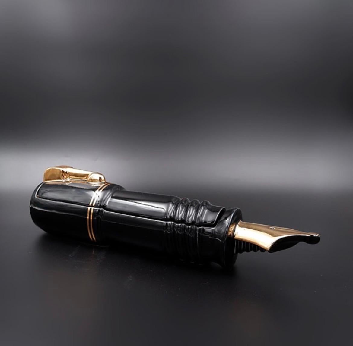 The Silver Crane Company English Ceramic Parker Pen Pottery Desk Tidy For Sale 2