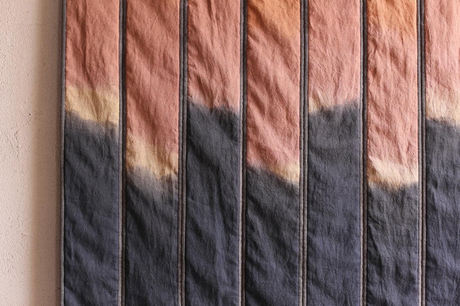 Matelassé The sky visible at Honmonji Temple Ⅲ by Blue Tip Atelier en vente