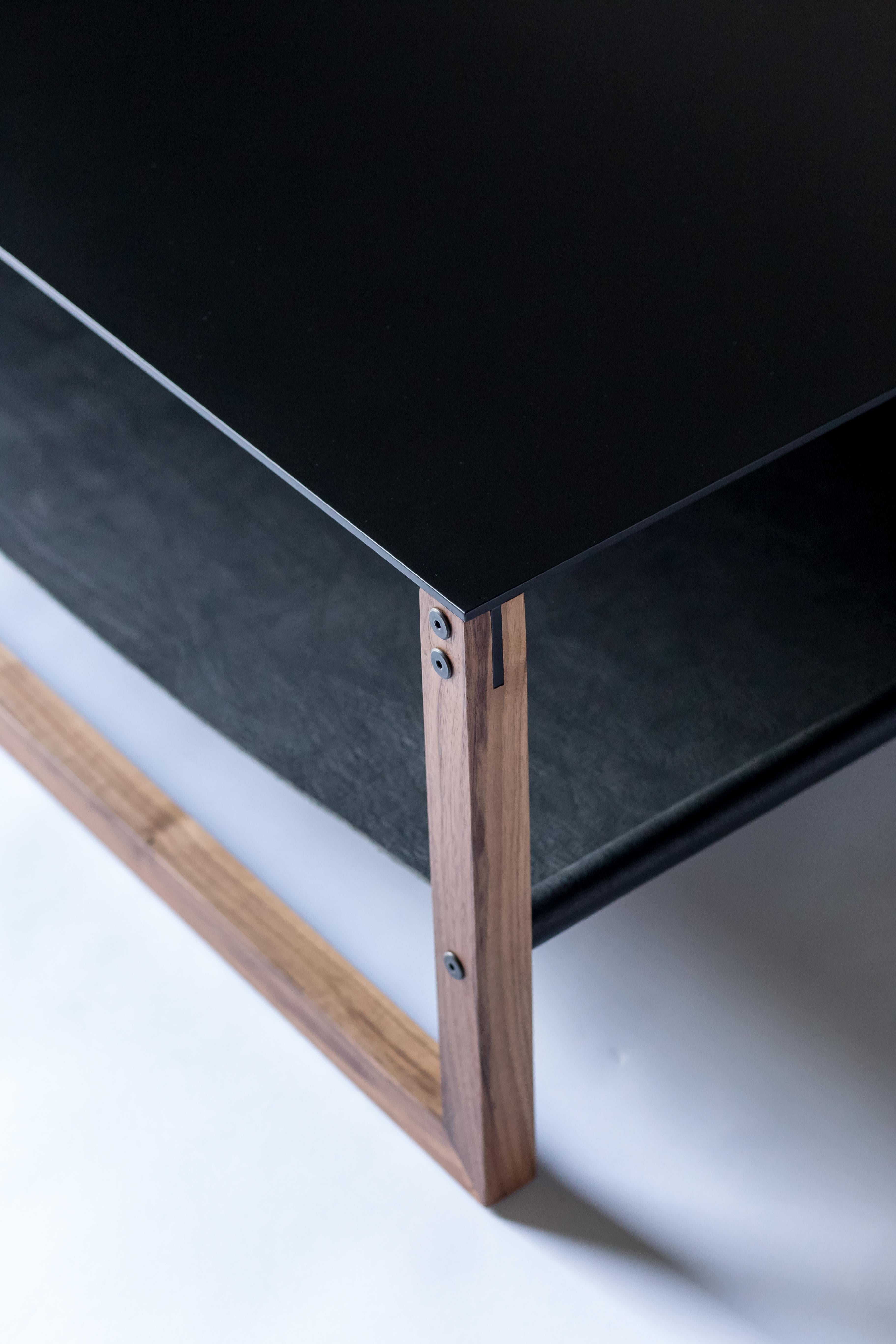 The Sling, Modern Aluminum, Leather and Walnut Square Coffee Table (Minimalistisch) im Angebot