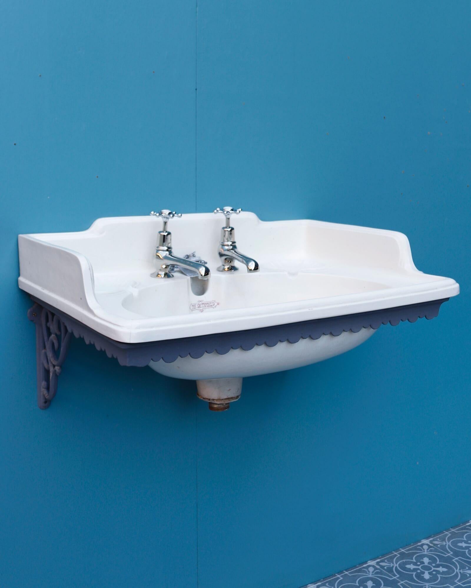 Victorian ‘The Smithfield’ Antique Porcelain Basin with Bracket For Sale