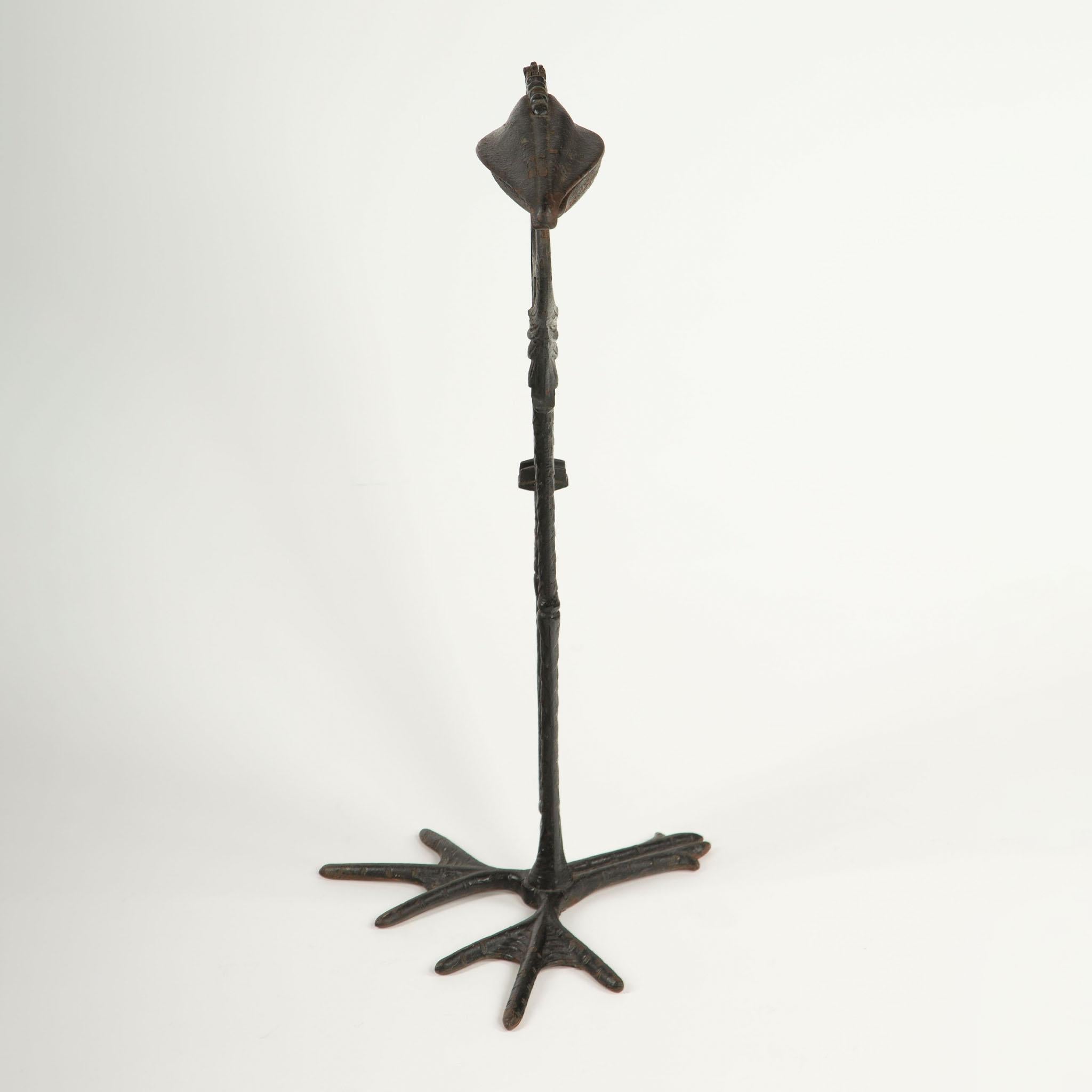 Mid-Century Modern Le calao fumeur : Sculpture cendrier décorative en vente