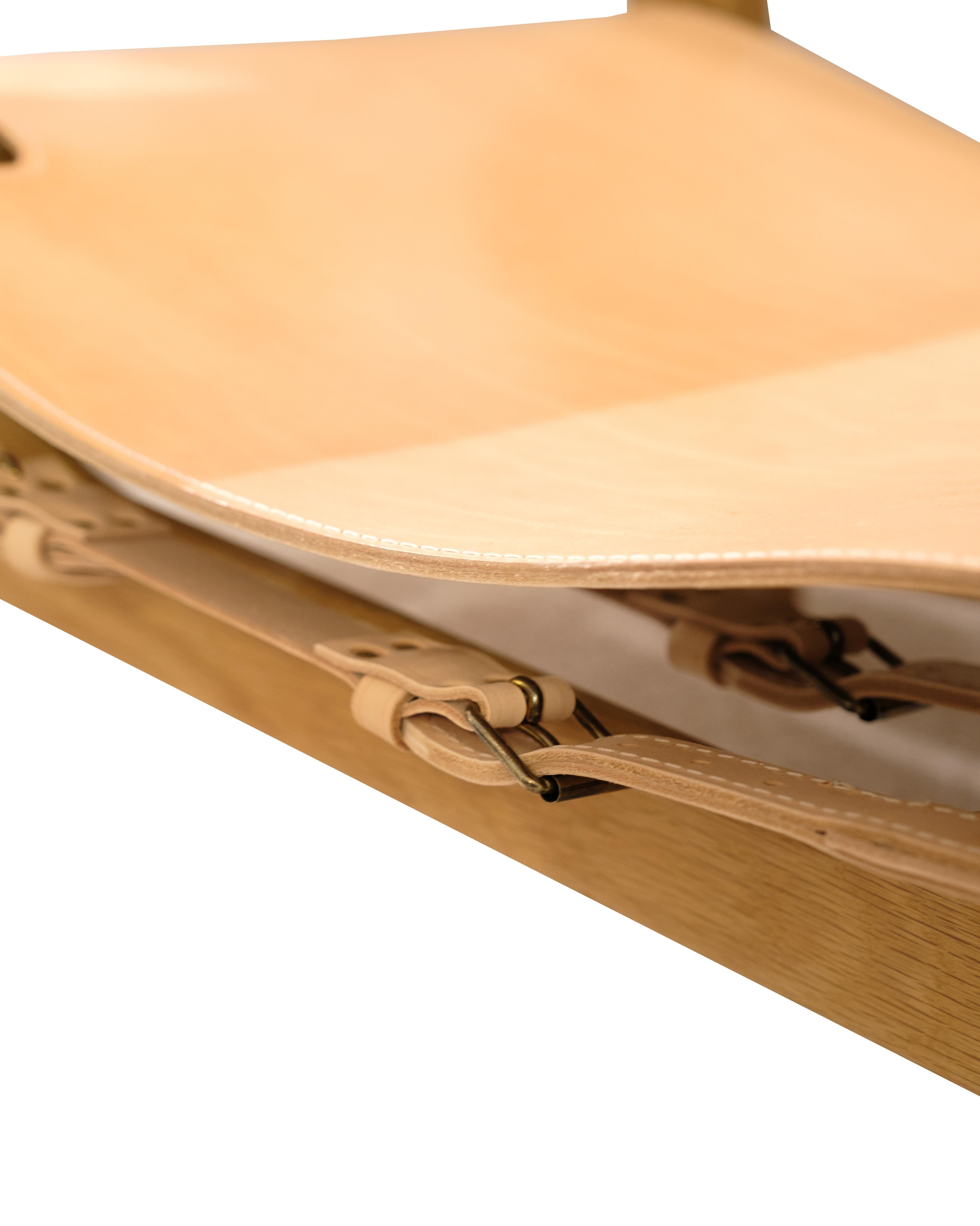 The Spanich Chair Model BM2226 Made In Oak & Paninated Vegetal Natural Leather In Good Condition For Sale In Lejre, DK
