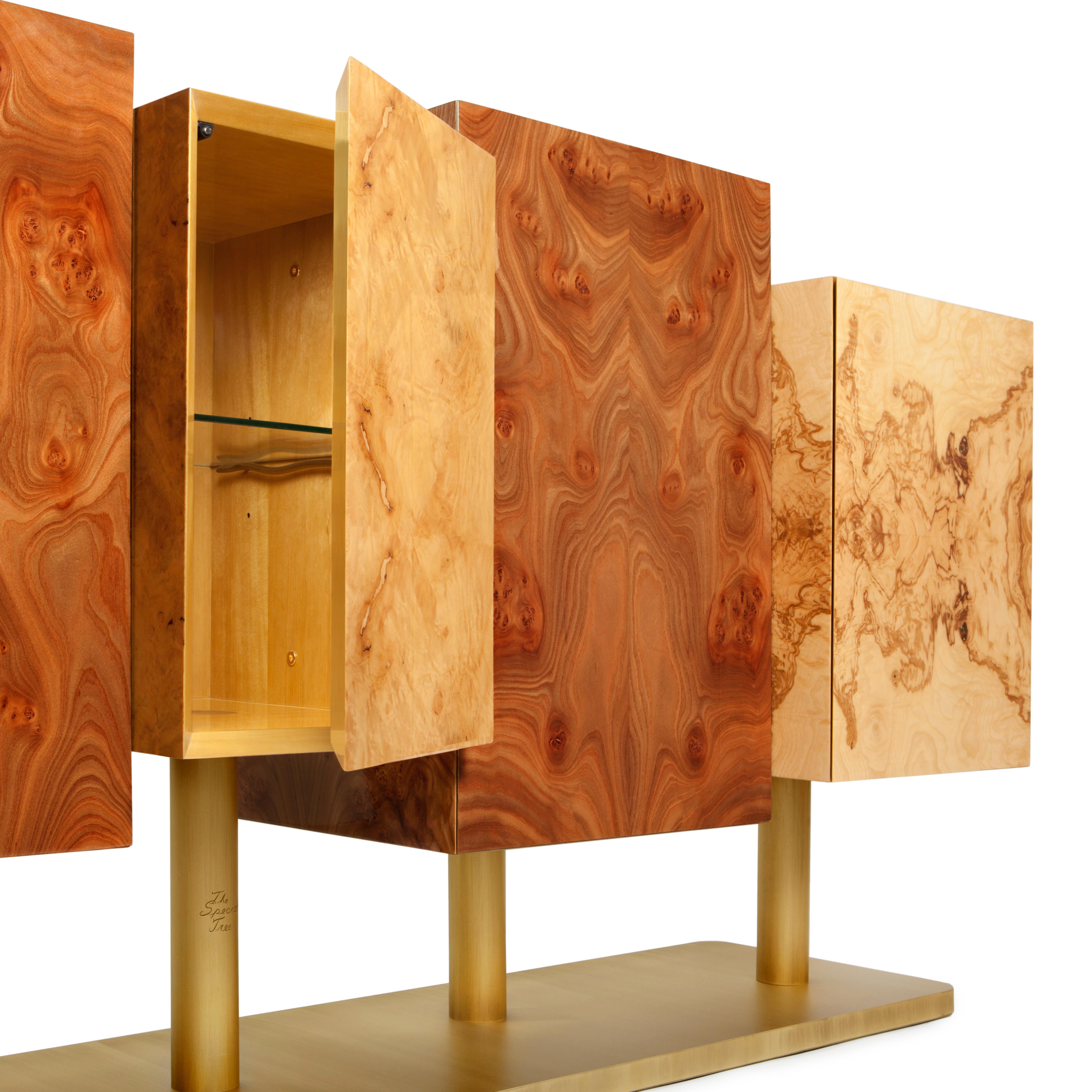 Impiallacciato Credenza The Special Tree (in stock), InsidherLand di Joana Santos Barbosa in vendita