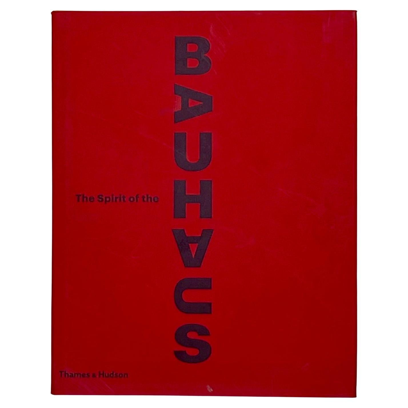 The Spirit of the Bauhaus - Anne Monier, Olivier Gabet - Thames & Hudson, 2018
