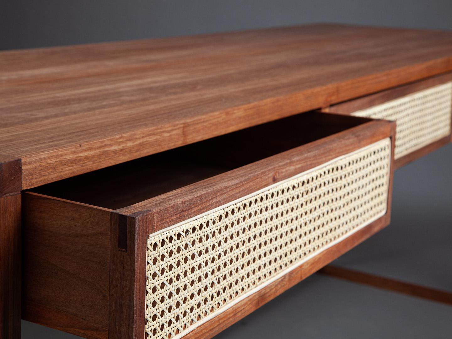 Modern The Square desk with 3 Drawers. Brazilian Solid wood and Straw. For Sale