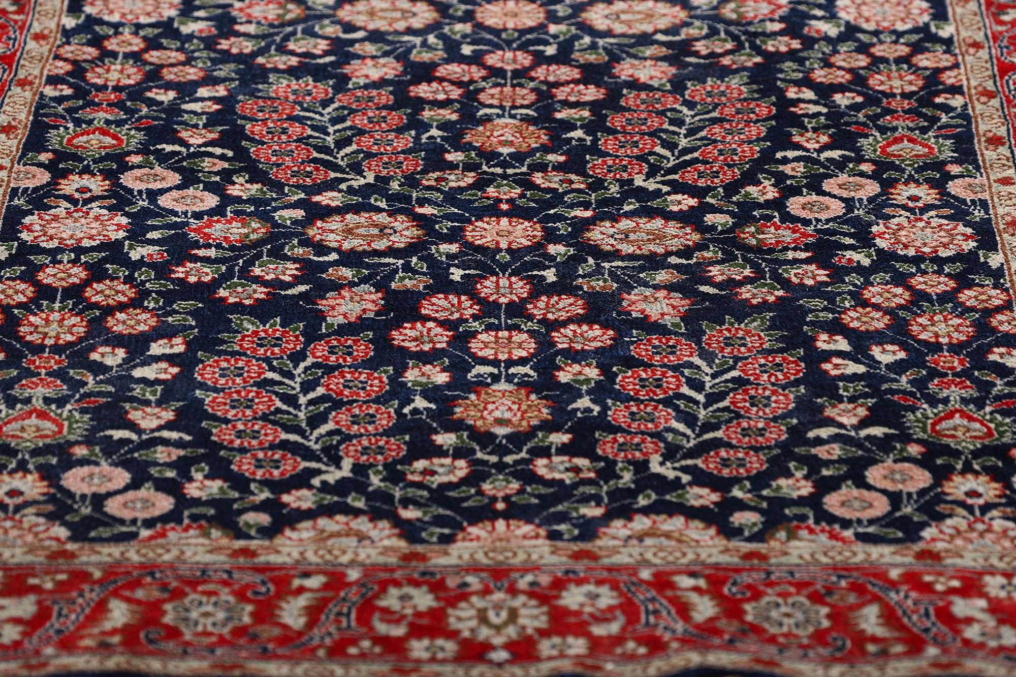 Il giardino del Sultano: Un capolavoro di seta Hereke d'epoca di Eleganza Imperiale in vendita 2