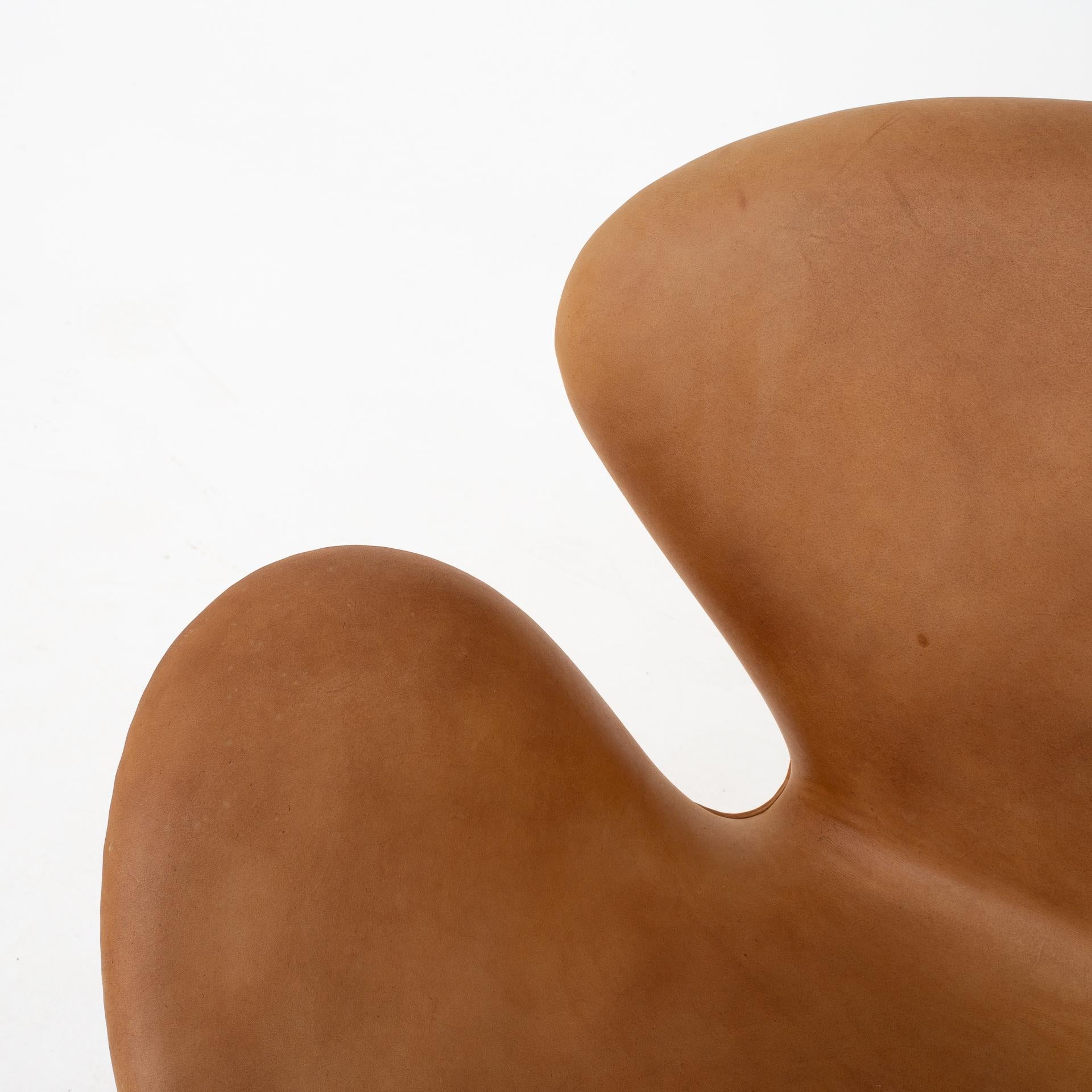 Scandinavian Modern The Swan Chair by Arne Jacobsen