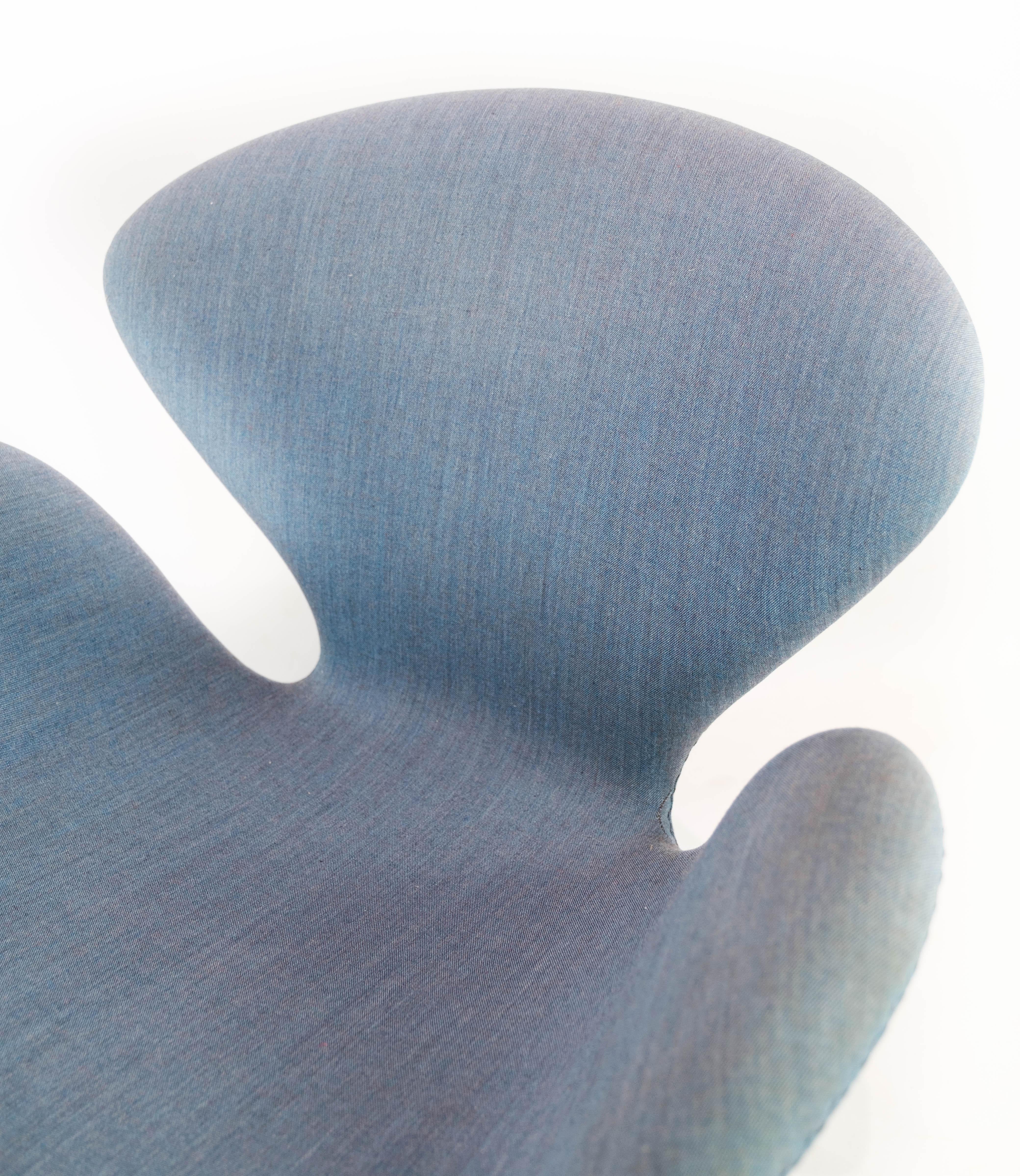 Scandinavian Modern The Swan Chair, Model 3320, with Light Blue Fabric, by Arne Jacobsen, 2014