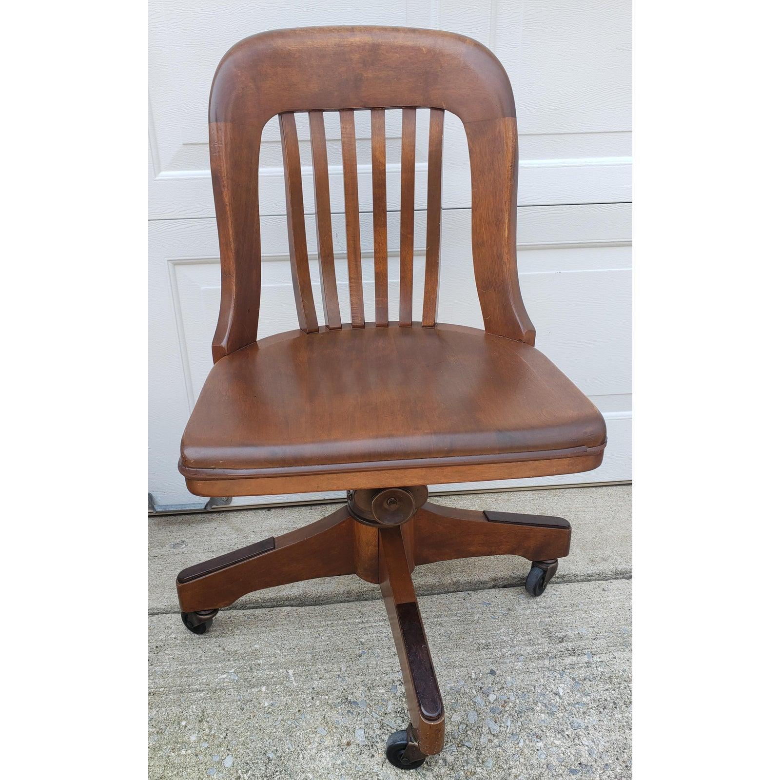 Late 19th Century The Taylor Chair Co. Antique Oak Bankers Chair