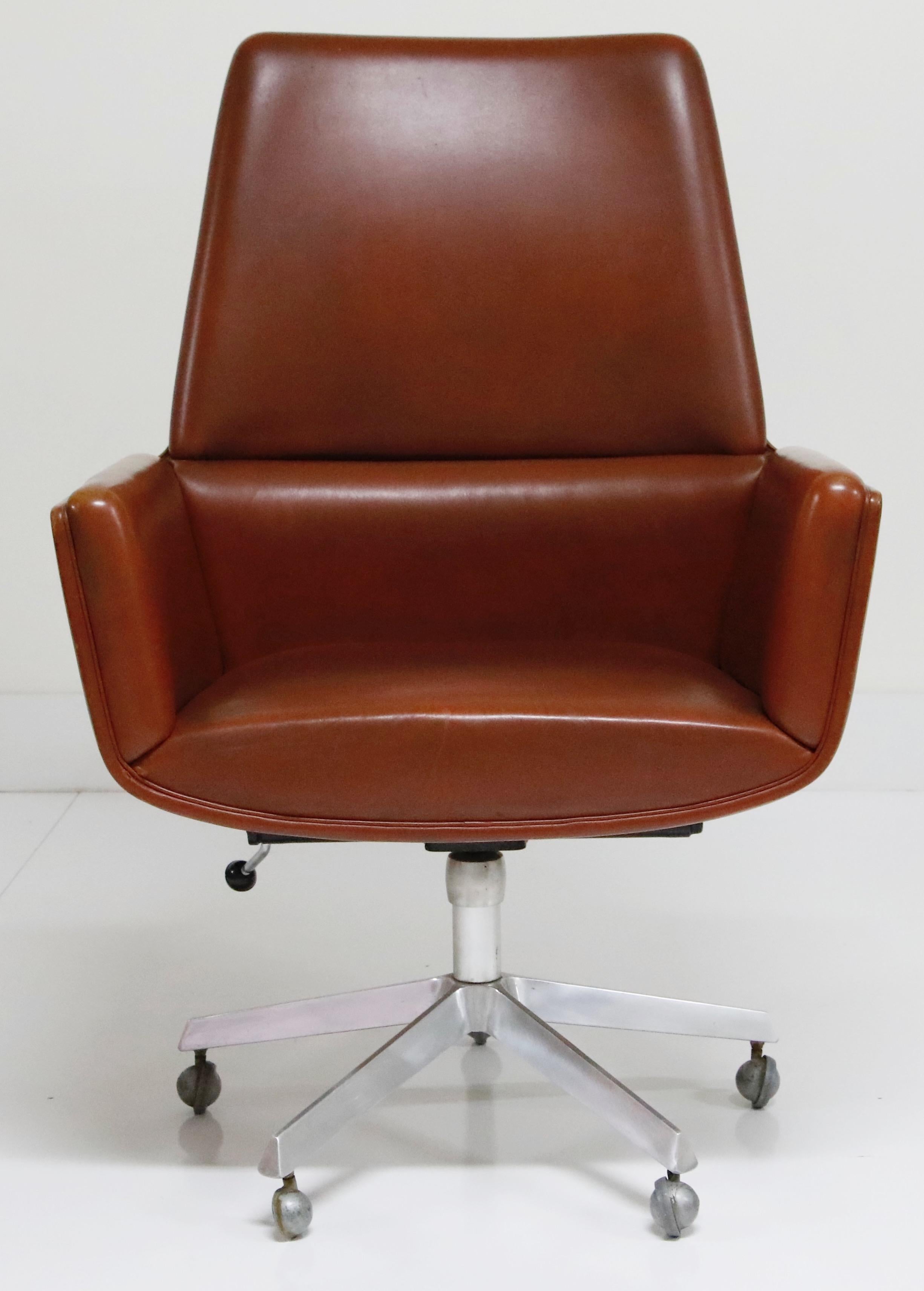 The Technocrat Group Model 210 Executive Chair by Finn Juhl, circa 1965, Signed In Good Condition In Los Angeles, CA
