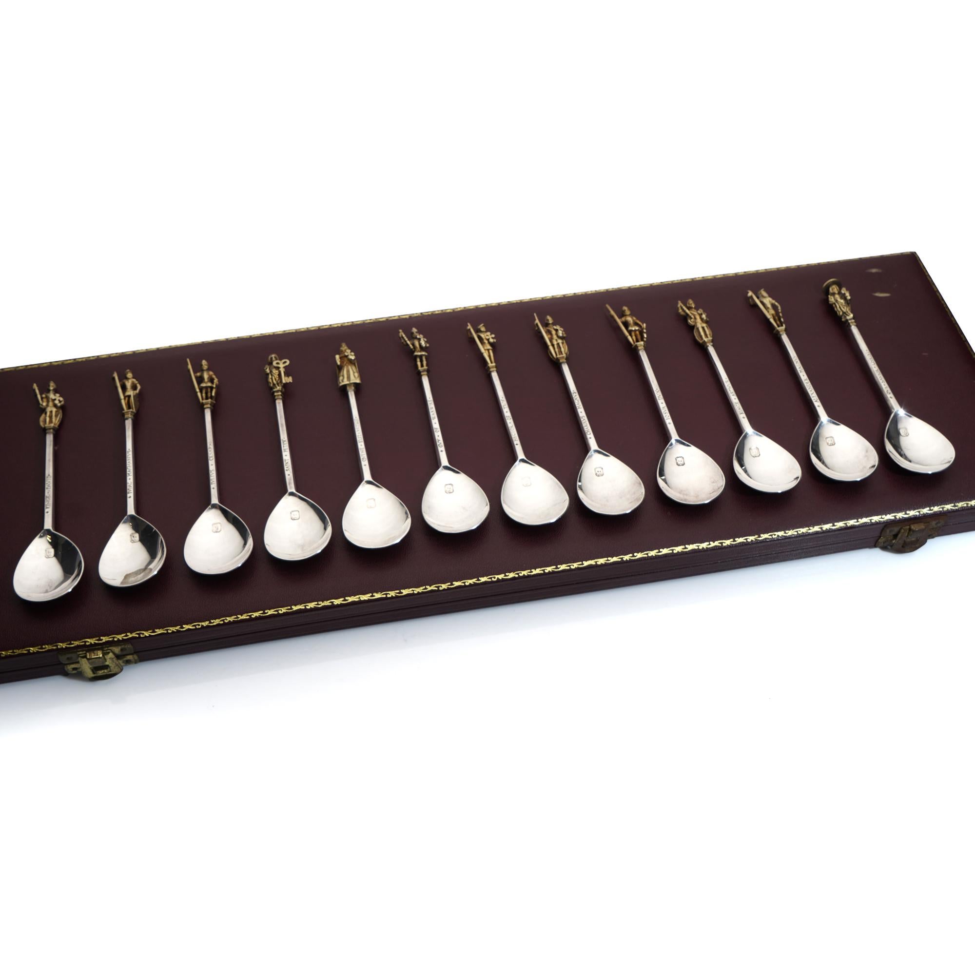 Cucharas de plata de Tichborne de la Colección Heritage en venta 5