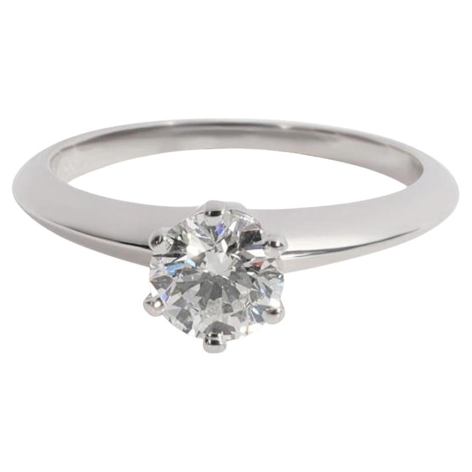 Bague de fiançailles « The Tiffany Setting » en platine et diamants 0,62 carat en vente