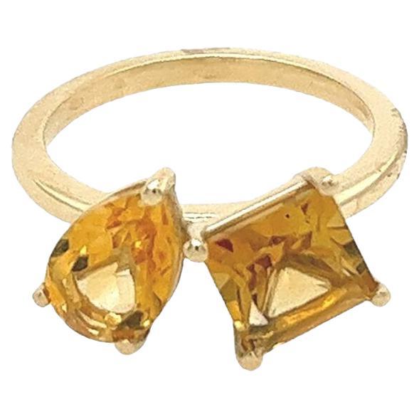The Toi et Moi Golden Citrine 2.74ct Ring in 14ct Yellow Gold For Sale