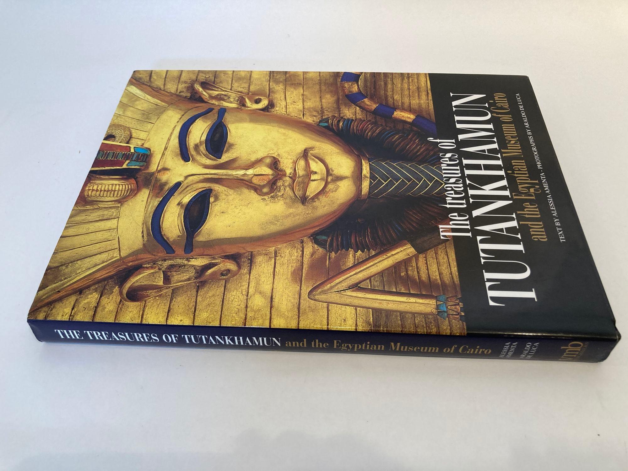 Treasures of Tutankhamun and the Egyptian Museum in Cairo Hardcover Book In Good Condition For Sale In North Hollywood, CA