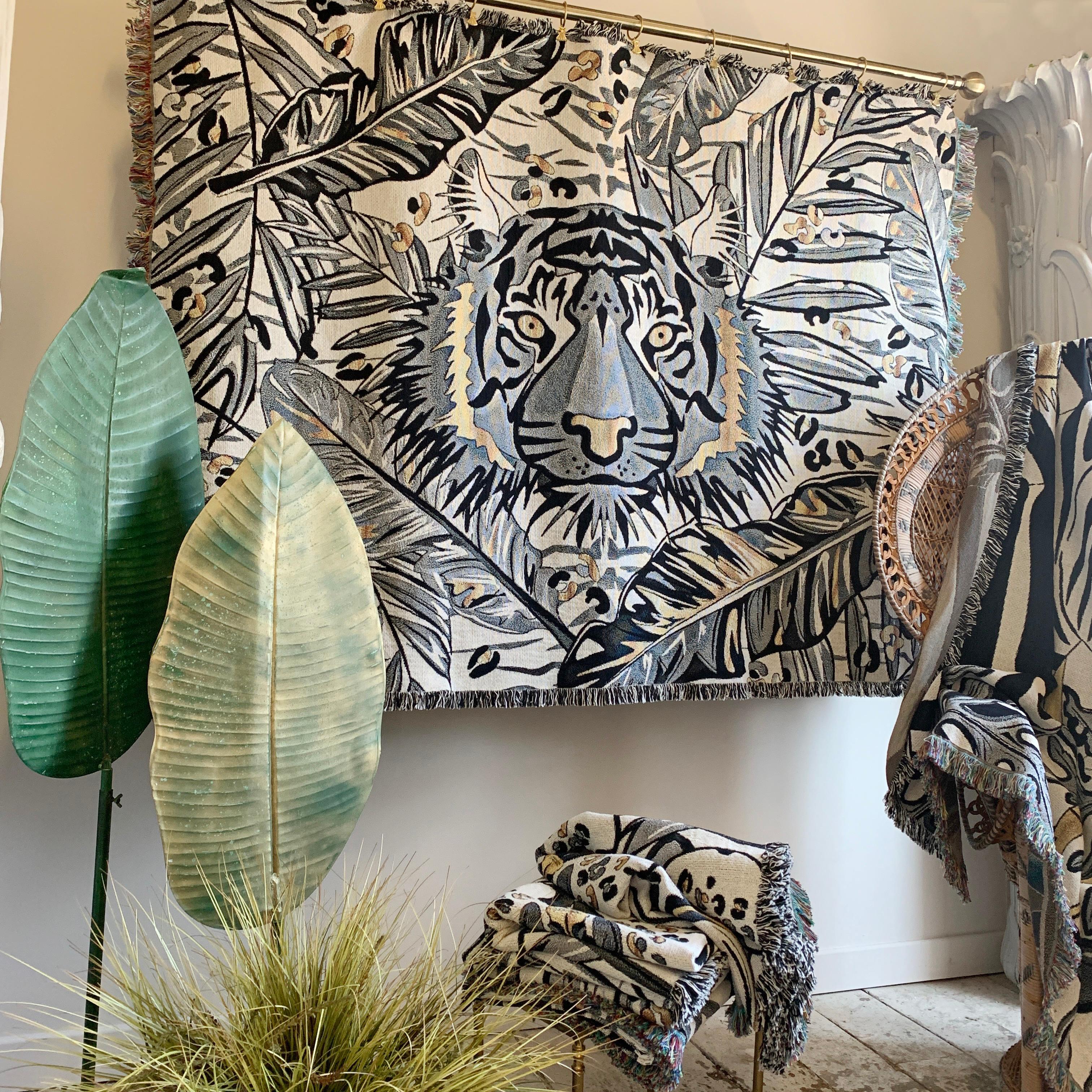 The Tropics Collection 'Tiger' Plaid tissé monochrome et or en vente 2