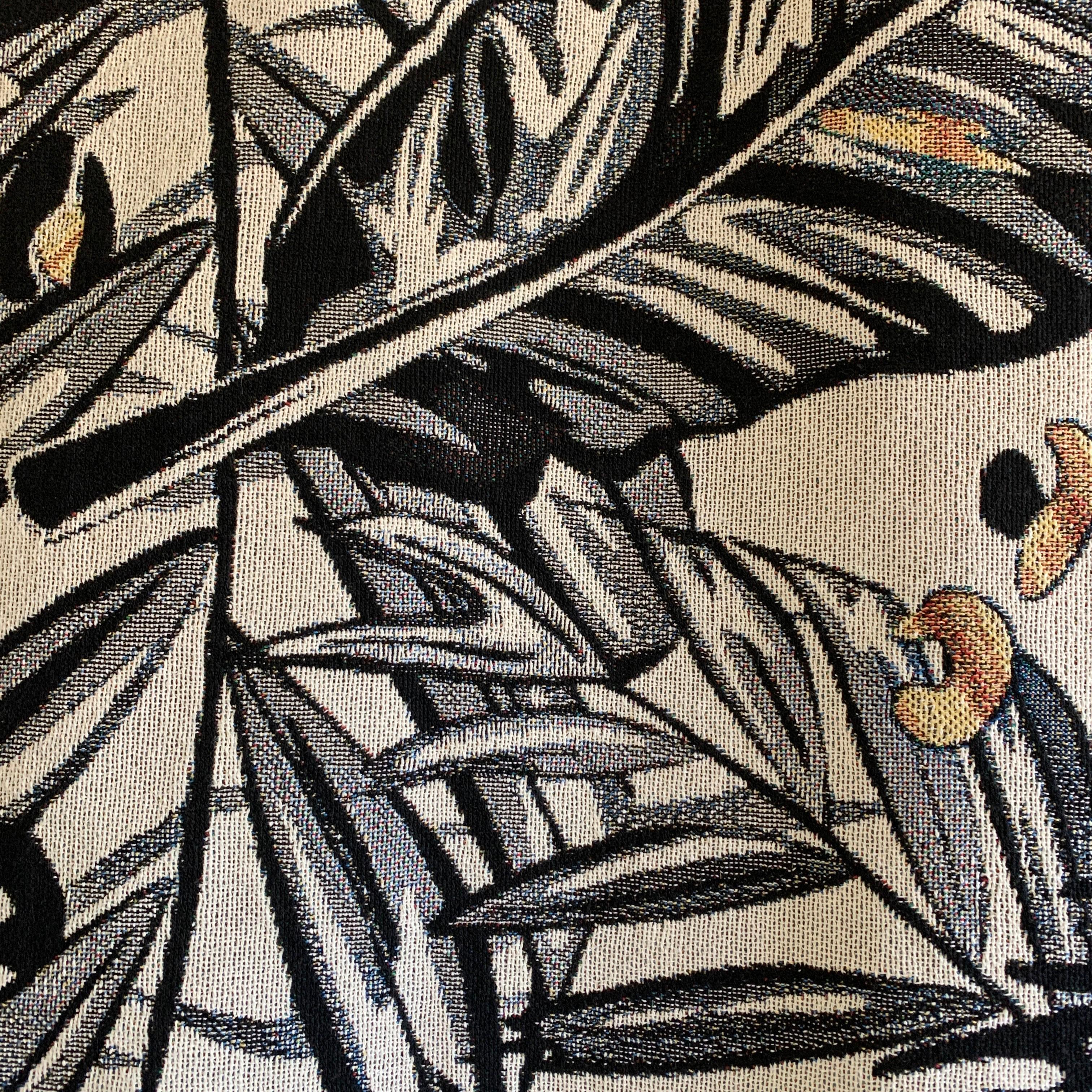 The Tropics Collection 'Tiger' Plaid tissé monochrome et or Neuf - En vente à Hastings, GB