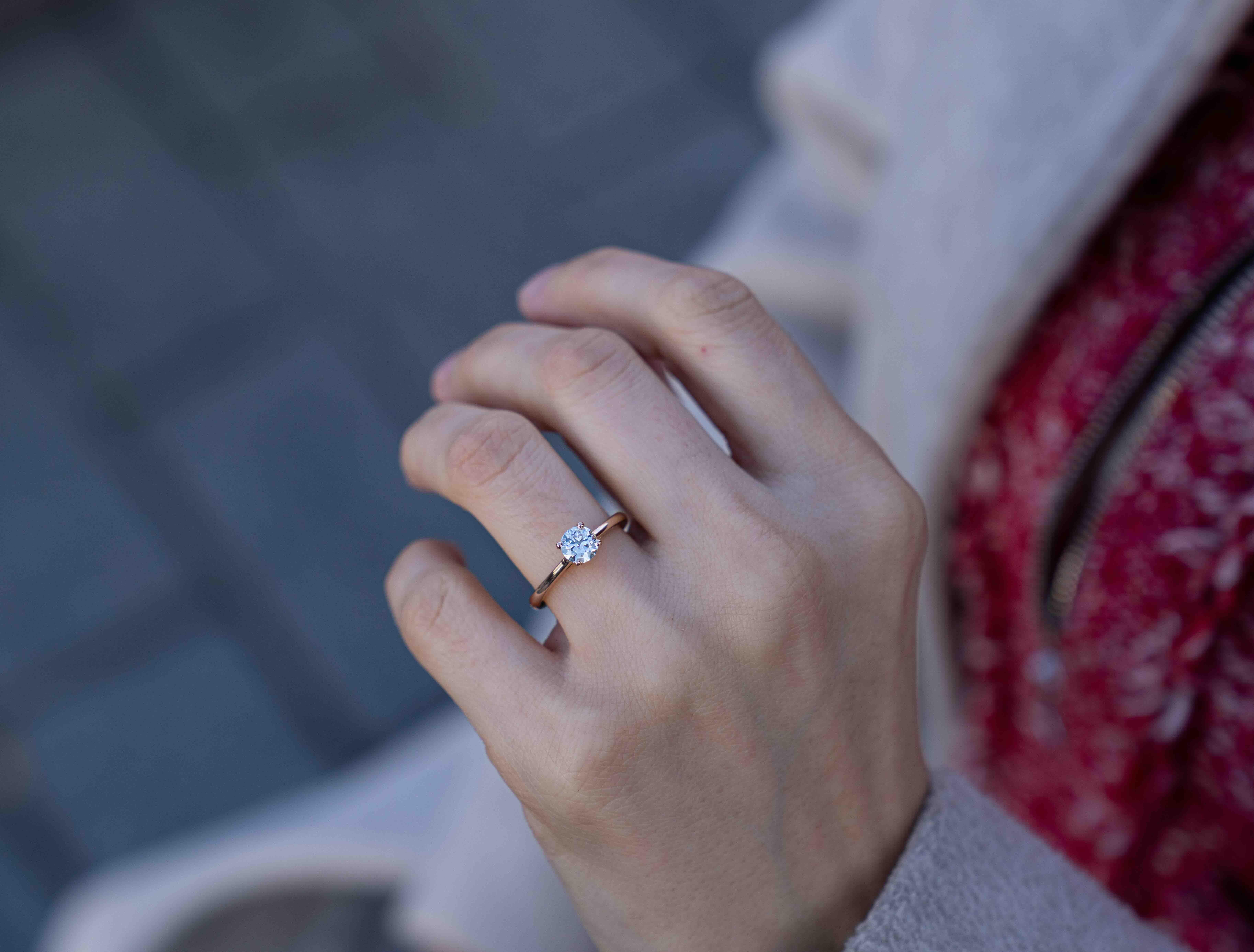 For Sale:  The Tulip 1.00ct Diamond Engagement Ring 5
