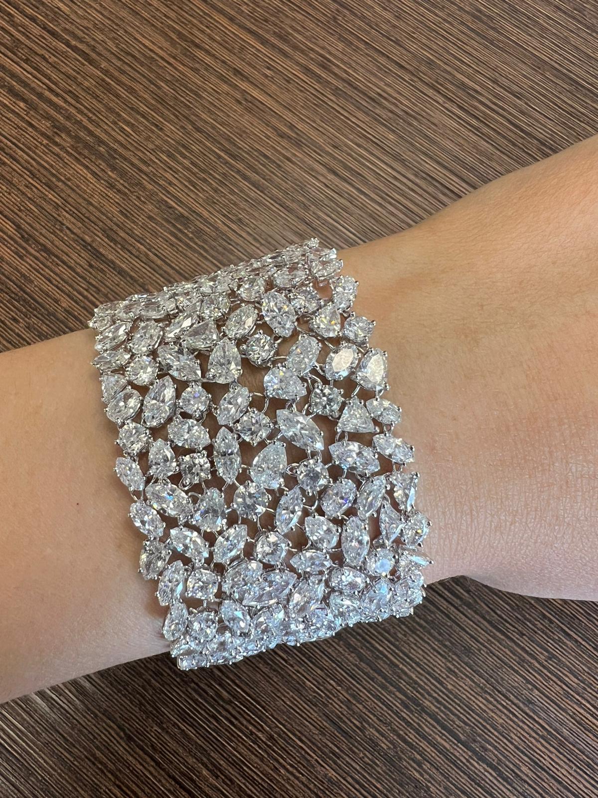 Women's Ultimate Diamond Cluster Bracelet For Sale