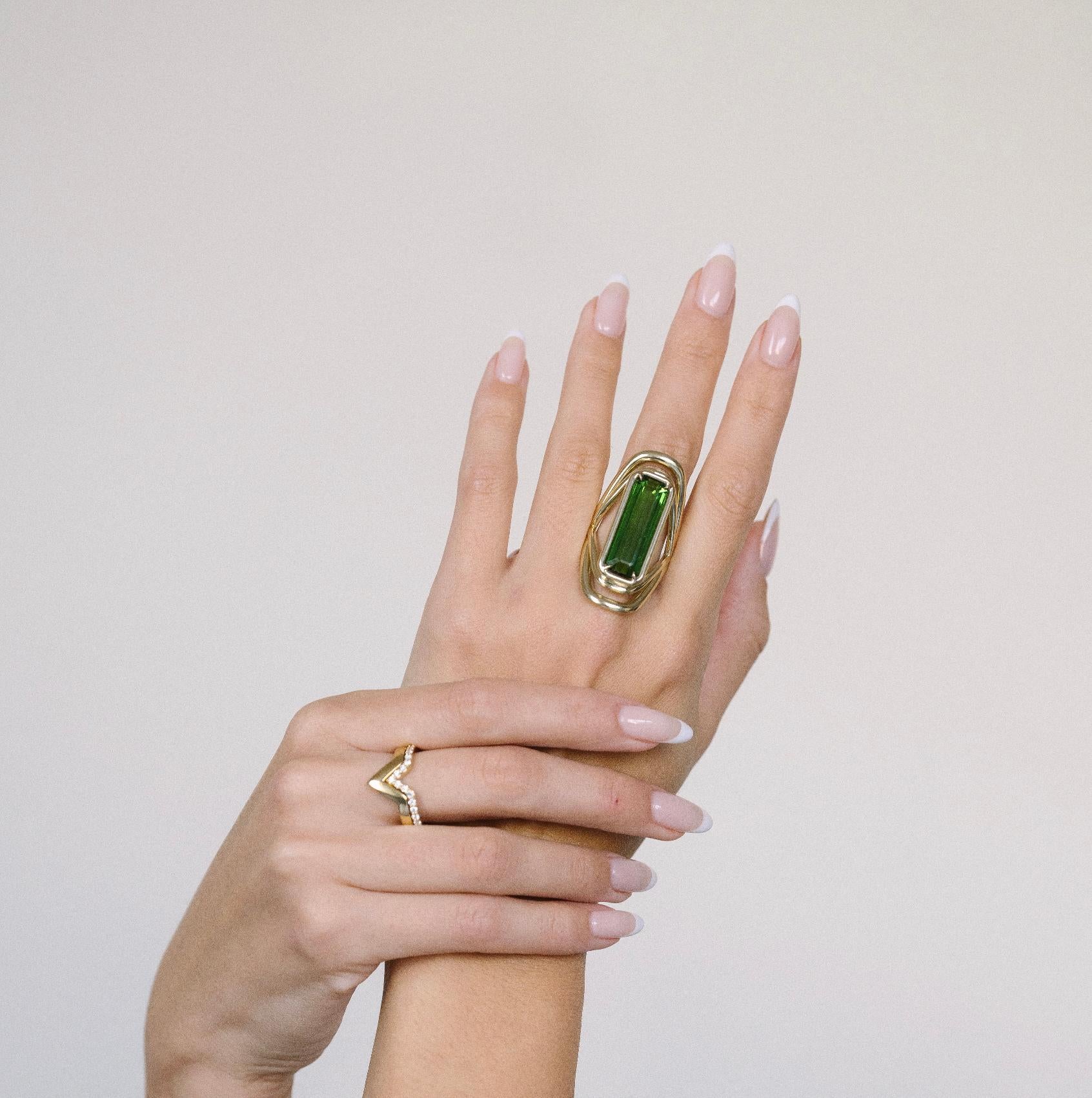 For Sale:  The Valentine Ring GIA 11ct Deep Green Tourmaline set with 18k Yellow Gold 8