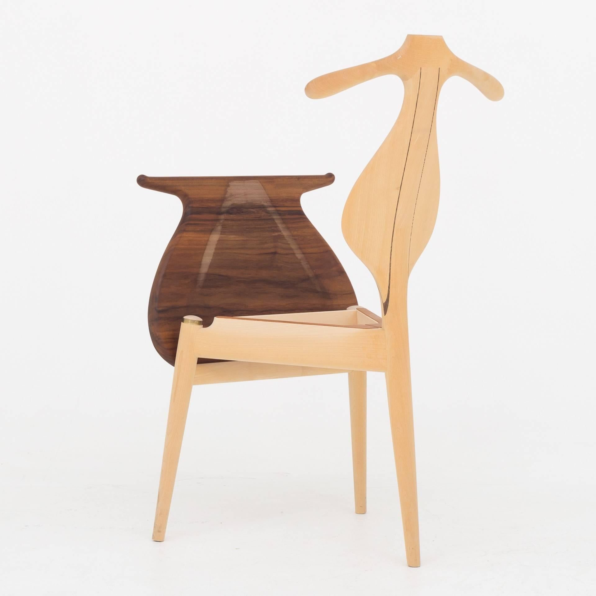 PP 250, The Valet chair in maple with seat of walnut. Designed in 1951.