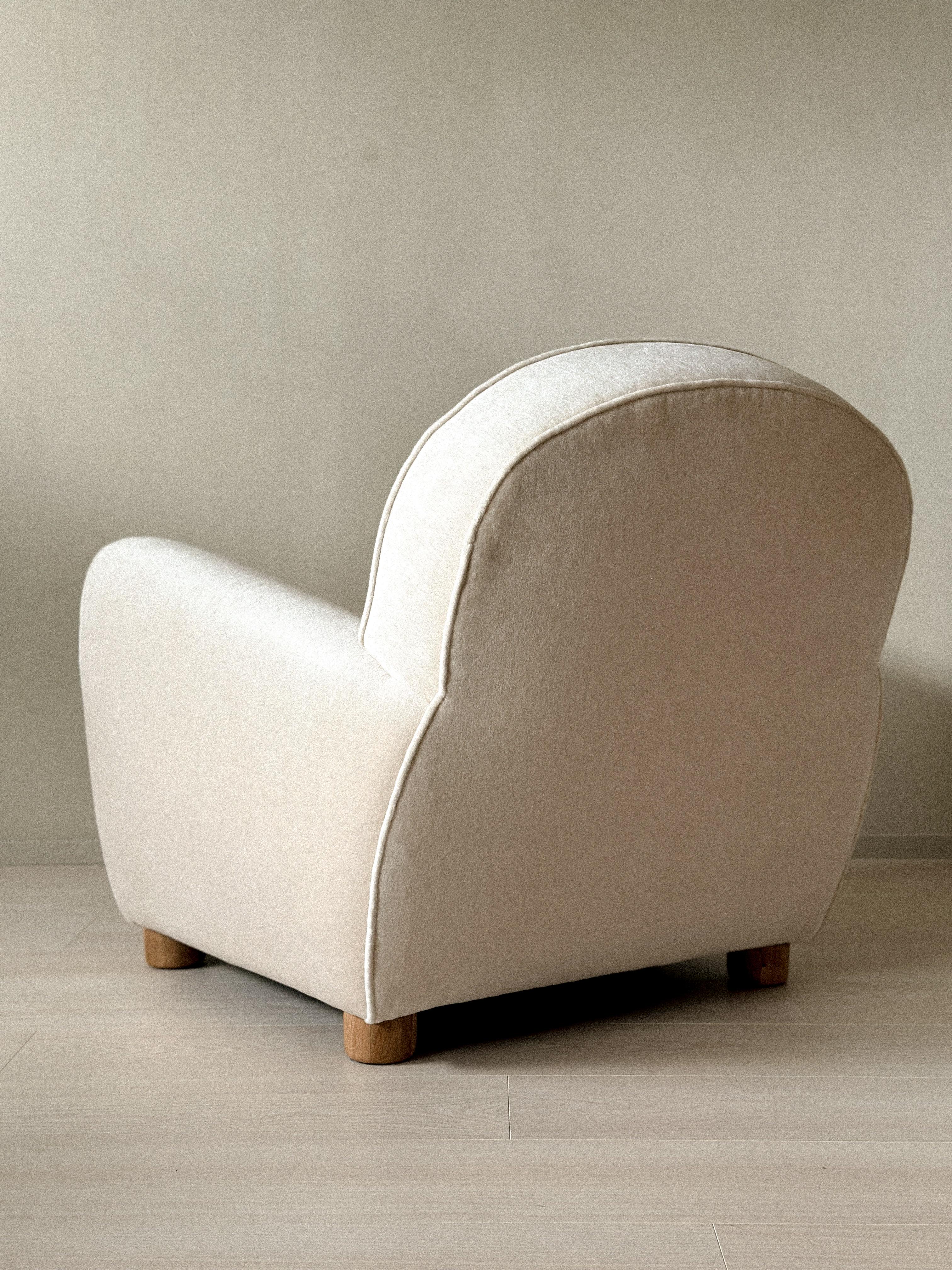 La sedia Valette, design contemporaneo, realizzata a mano in Norvegia in vendita 4