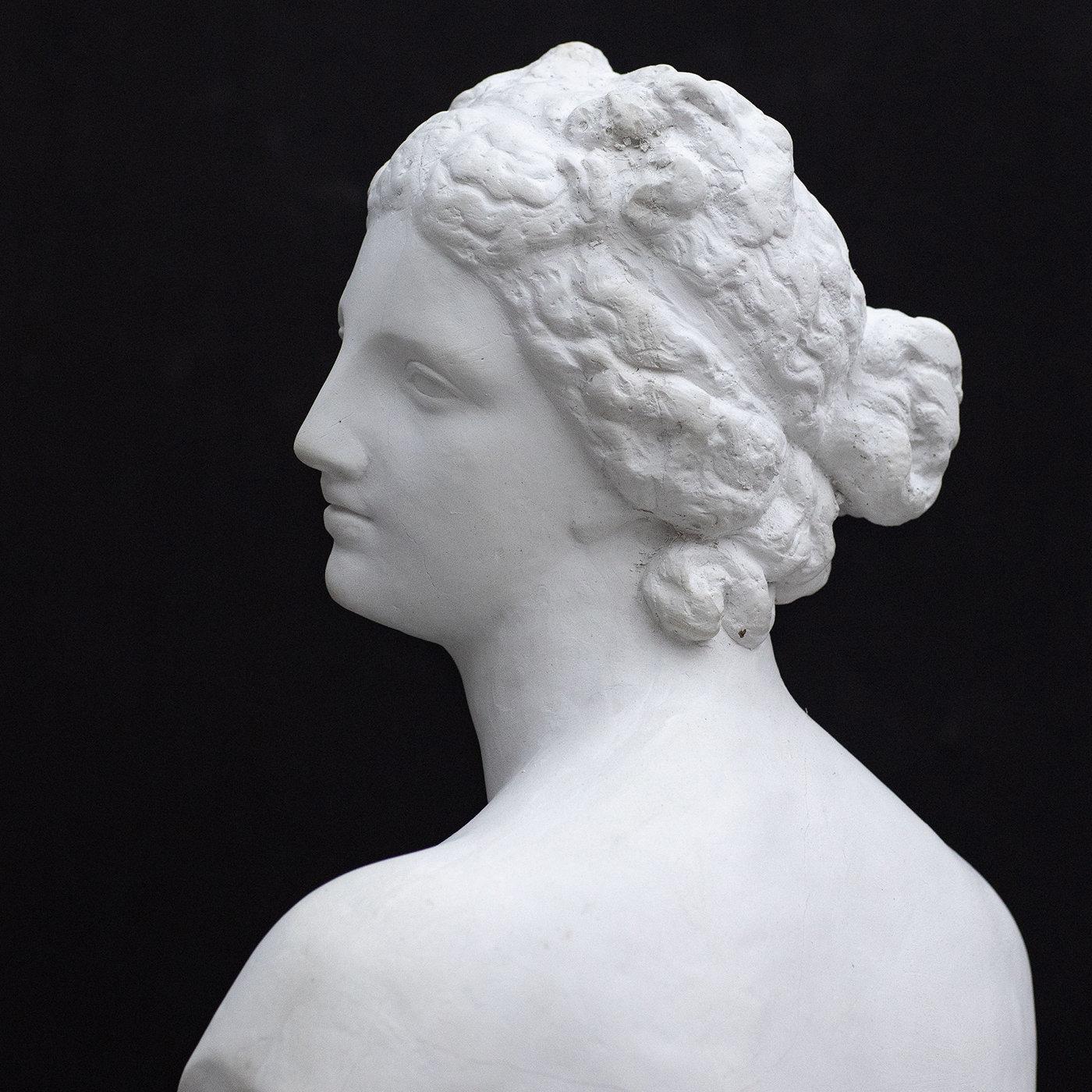 Escultura Venus de Médicis de la Galería Romanelli Siglo XXI y contemporáneo en venta