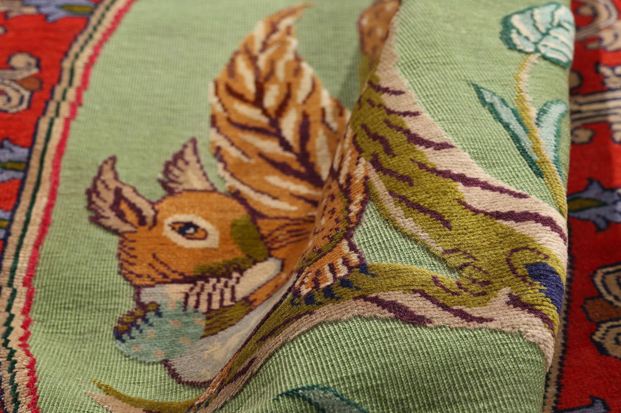 XX secolo Il Capriccio Verdeggiante: Un capolavoro persiano di Kashan di fantasia aristocratica in vendita