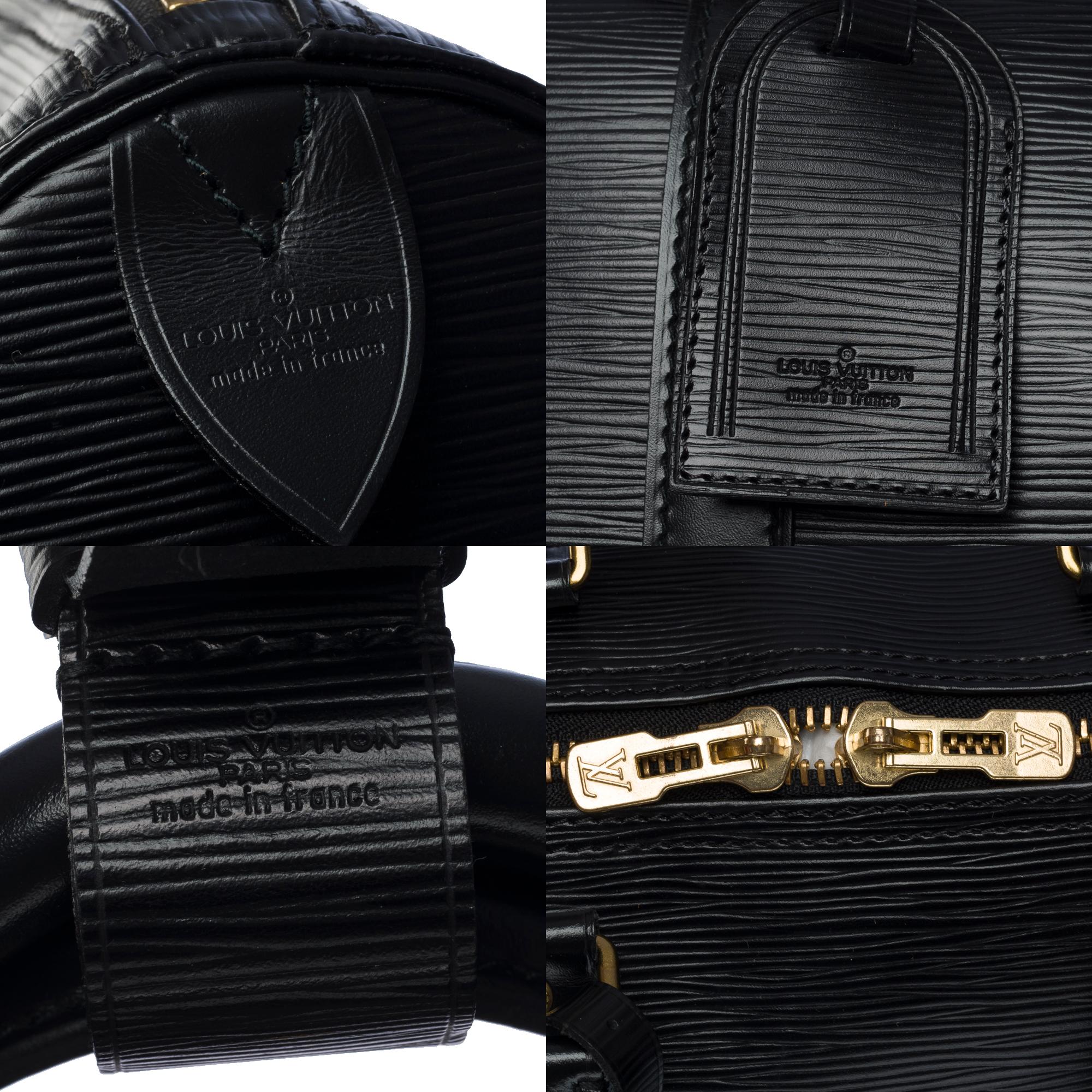 The very Chic Louis Vuitton Keepall 45 Travel bag in black epi leather, GHW 2