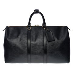 The very Chic Louis Vuitton Keepall 45 Travel bag in black épi leather, GHW