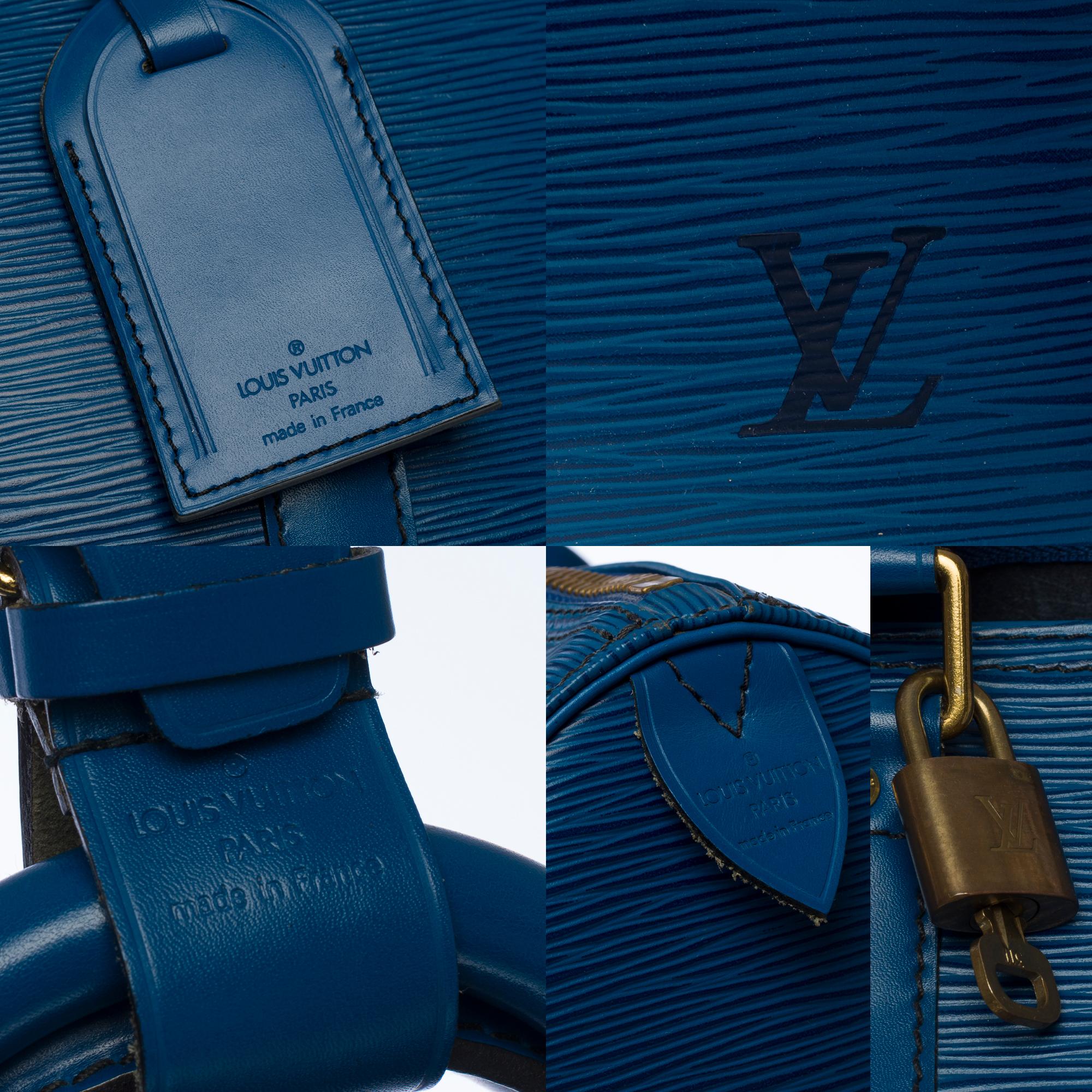  Le très chic sac de voyage Louis Vuitton Keepall 45 en cuir épi bleu, GHW Unisexe 