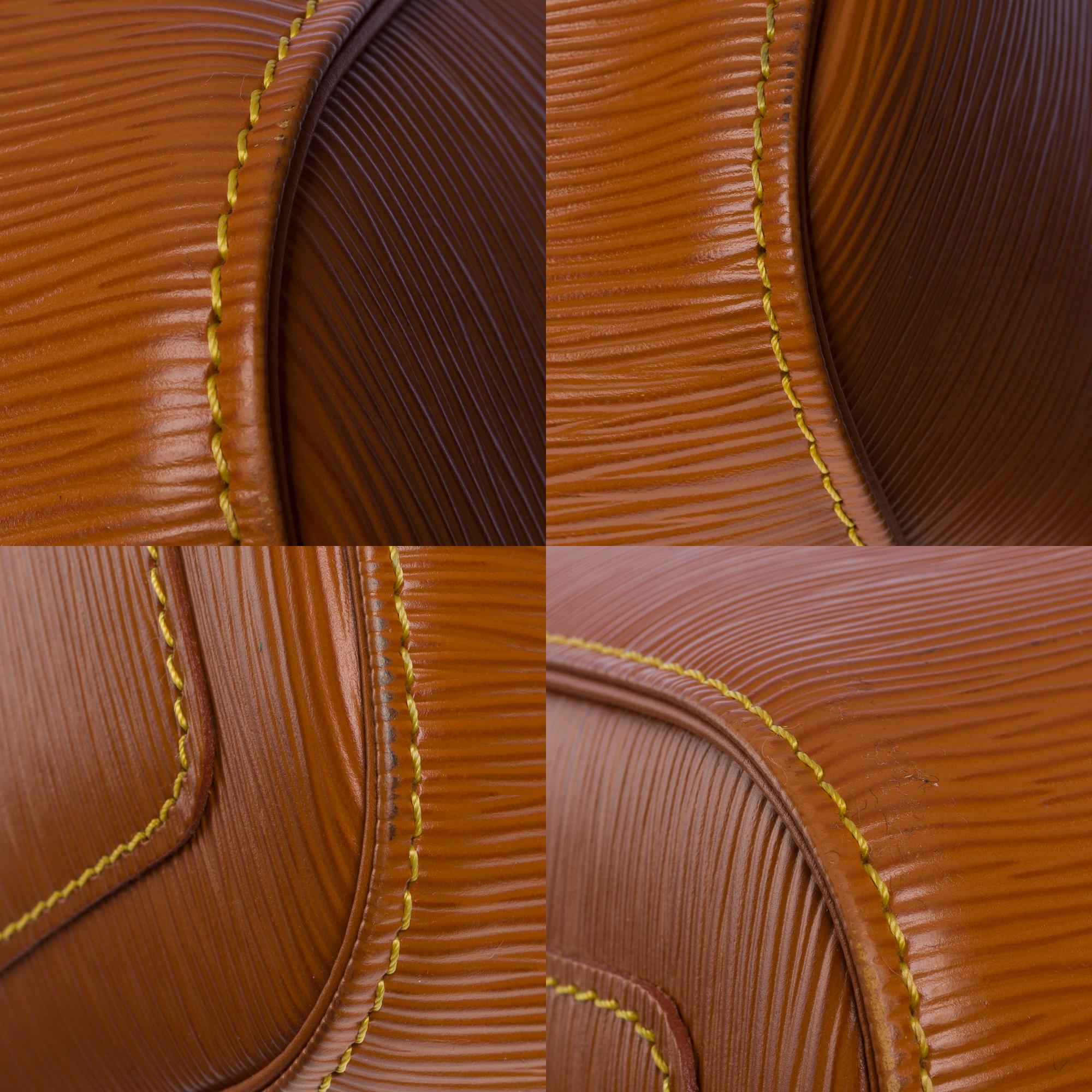 The very Chic Louis Vuitton Keepall 45 Travel bag in Cognac epi leather, GHW 6
