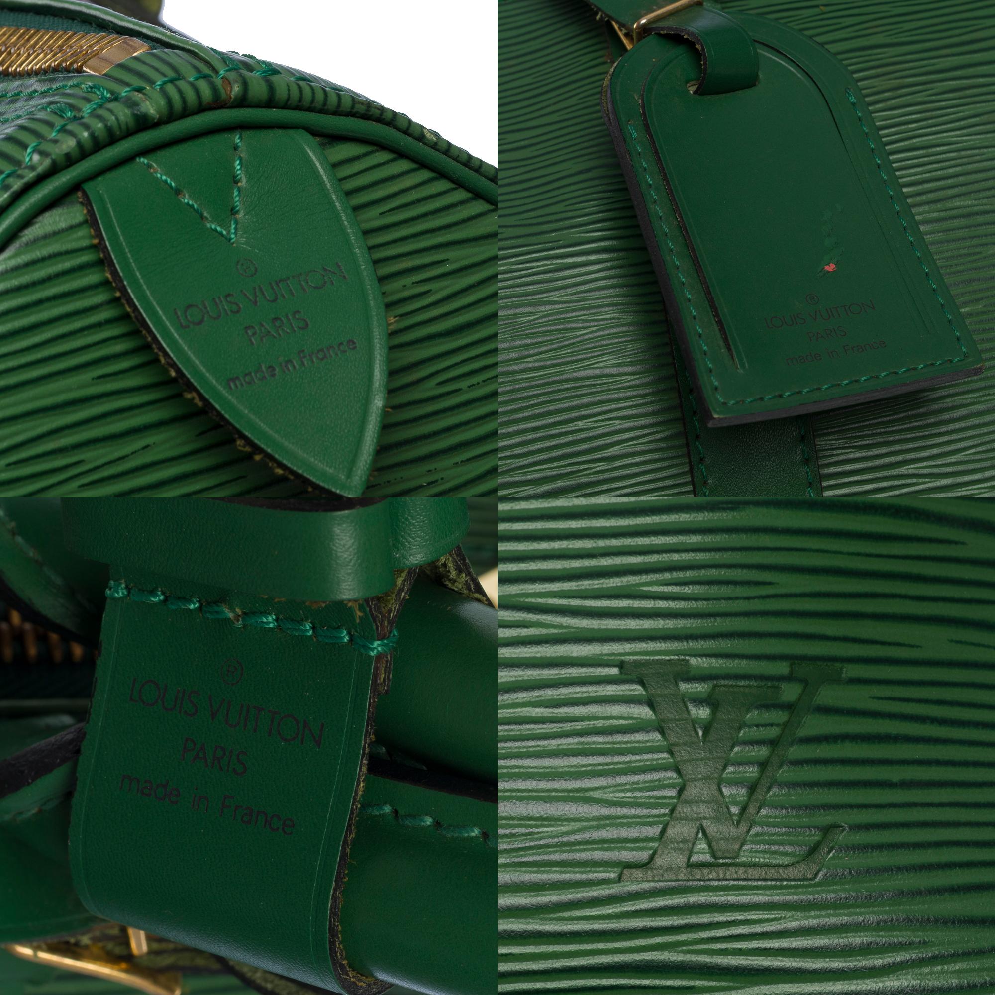 The very Chic Louis Vuitton Keepall 45 Travel bag in Green epi leather, GHW 1
