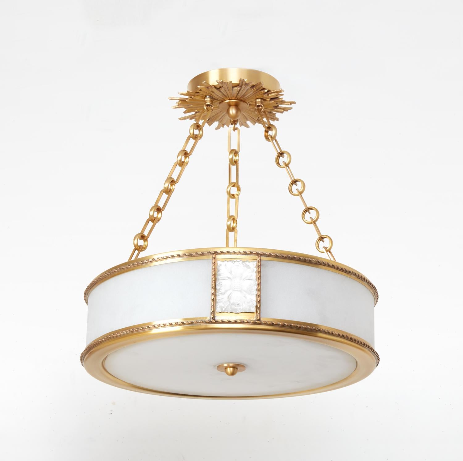 Victoire Pendant Light in Brass by David Duncan In New Condition For Sale In New York, NY