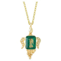 The Victoria Medallion Necklace