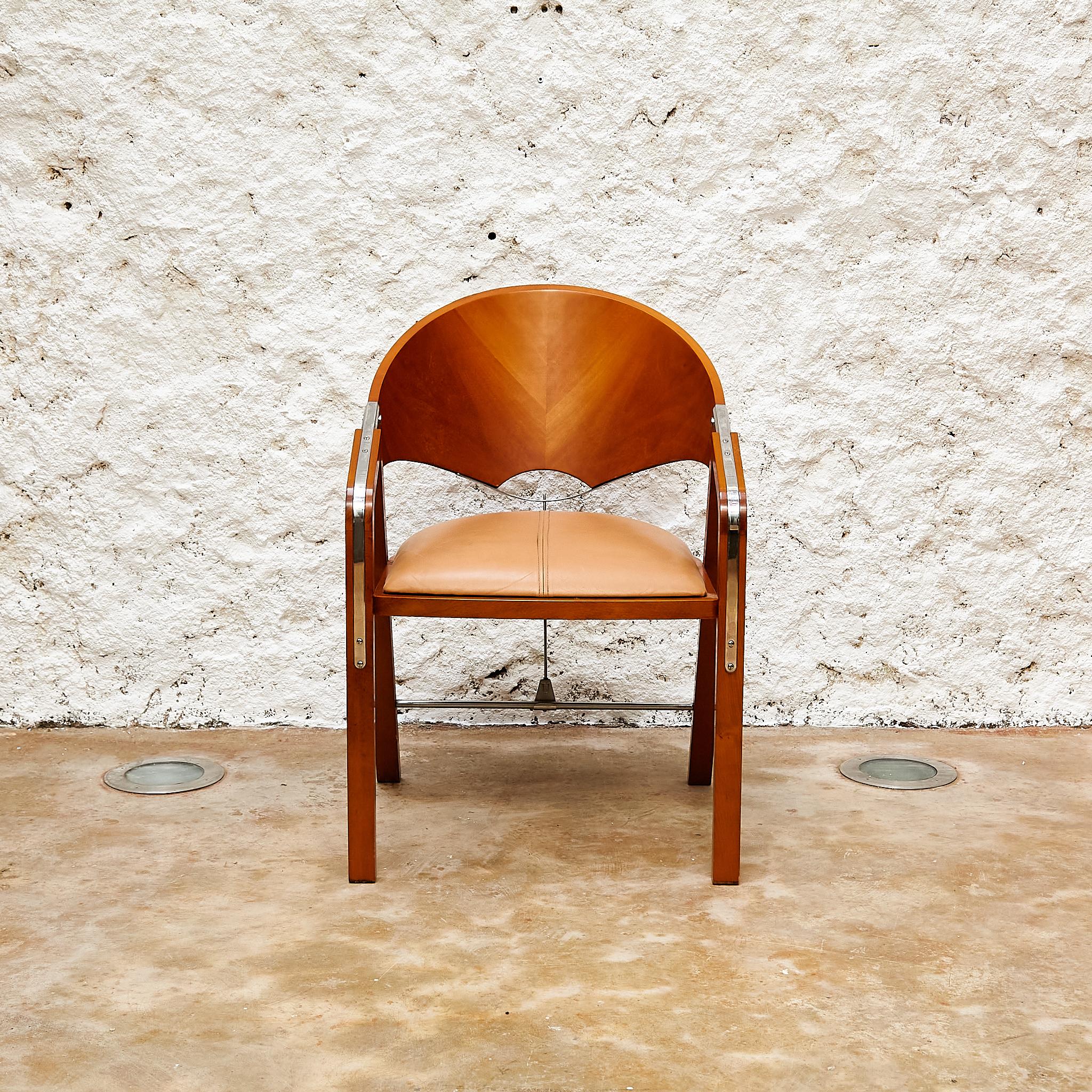 The Vintage 'Spinnaker' Chairs by Jamie Tresserra - Wood, Metal and Leather For Sale 12