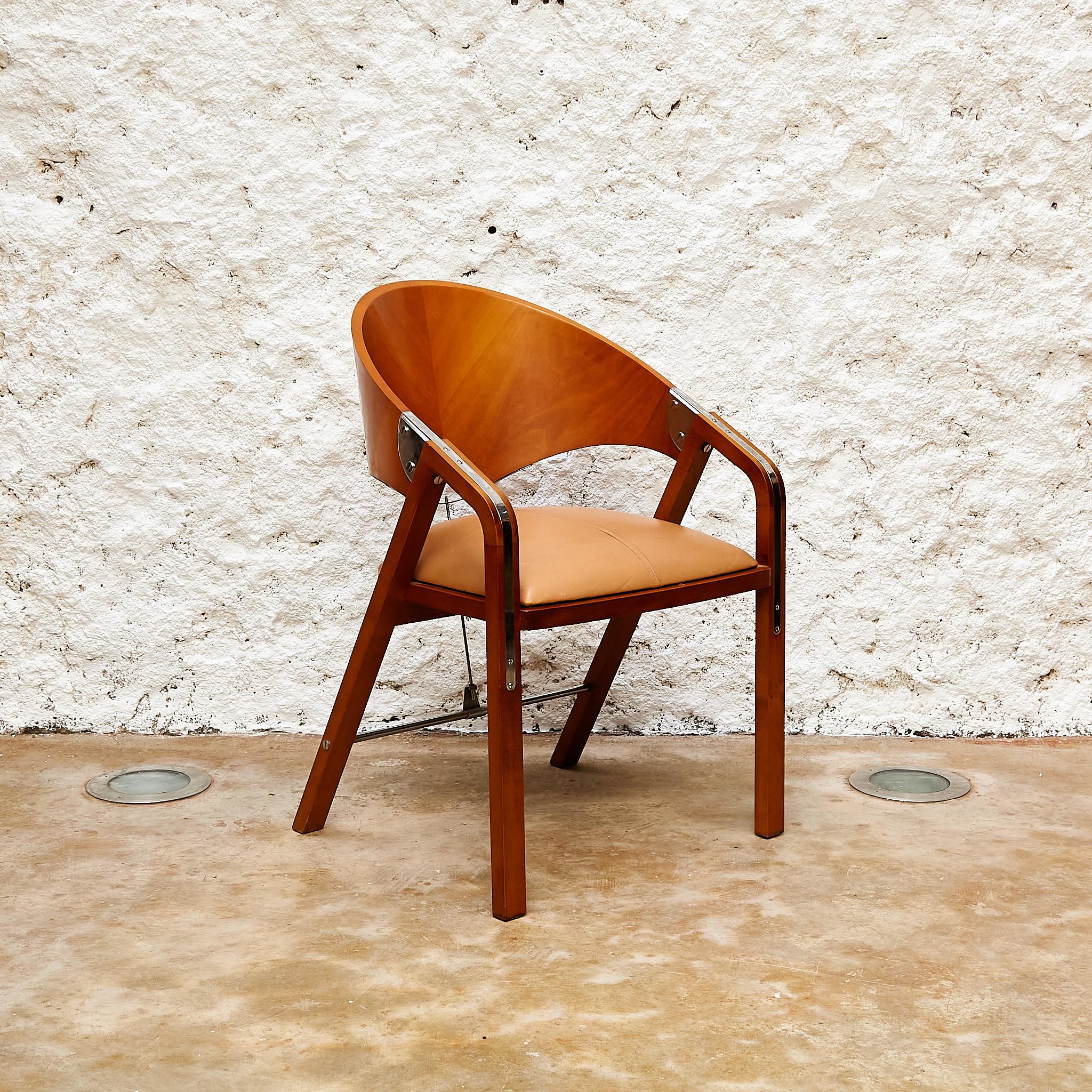 The Vintage 'Spinnaker' Chairs by Jamie Tresserra - Wood, Metal and Leather For Sale 13