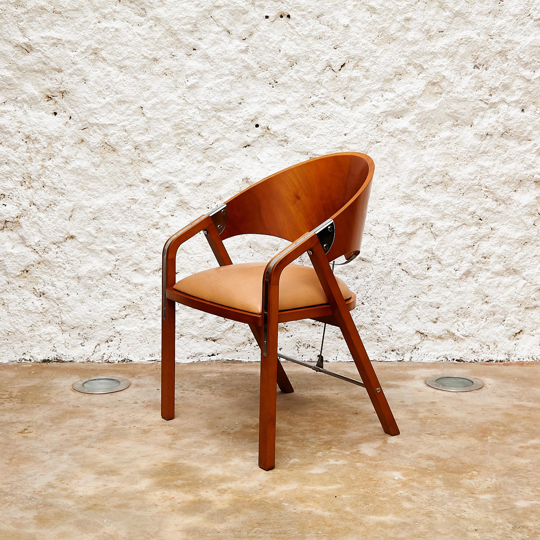 Spanish The Vintage 'Spinnaker' Chairs by Jamie Tresserra - Wood, Metal and Leather For Sale