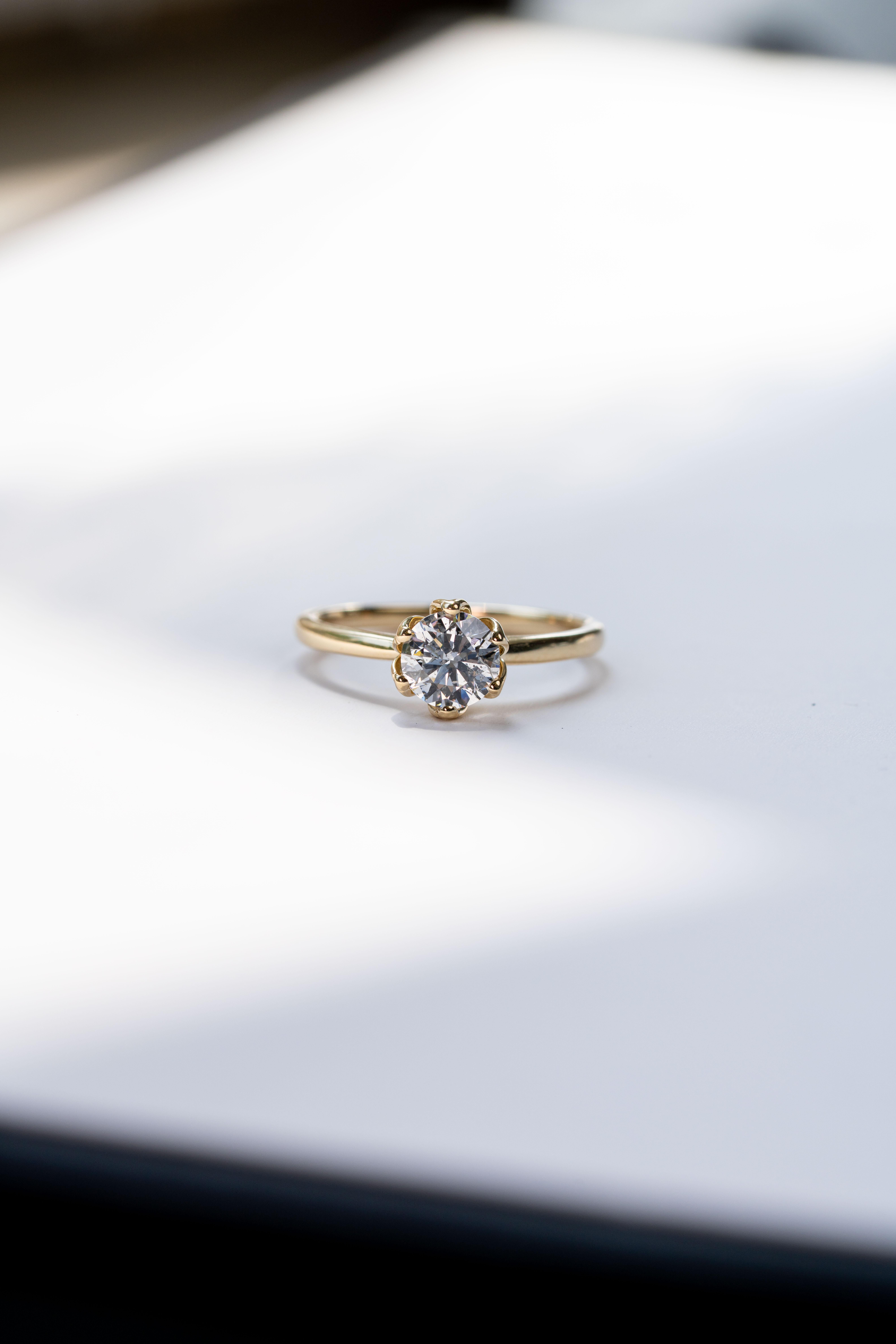 Im Angebot: Der Verlobungsring Violette 0,70ct () 10