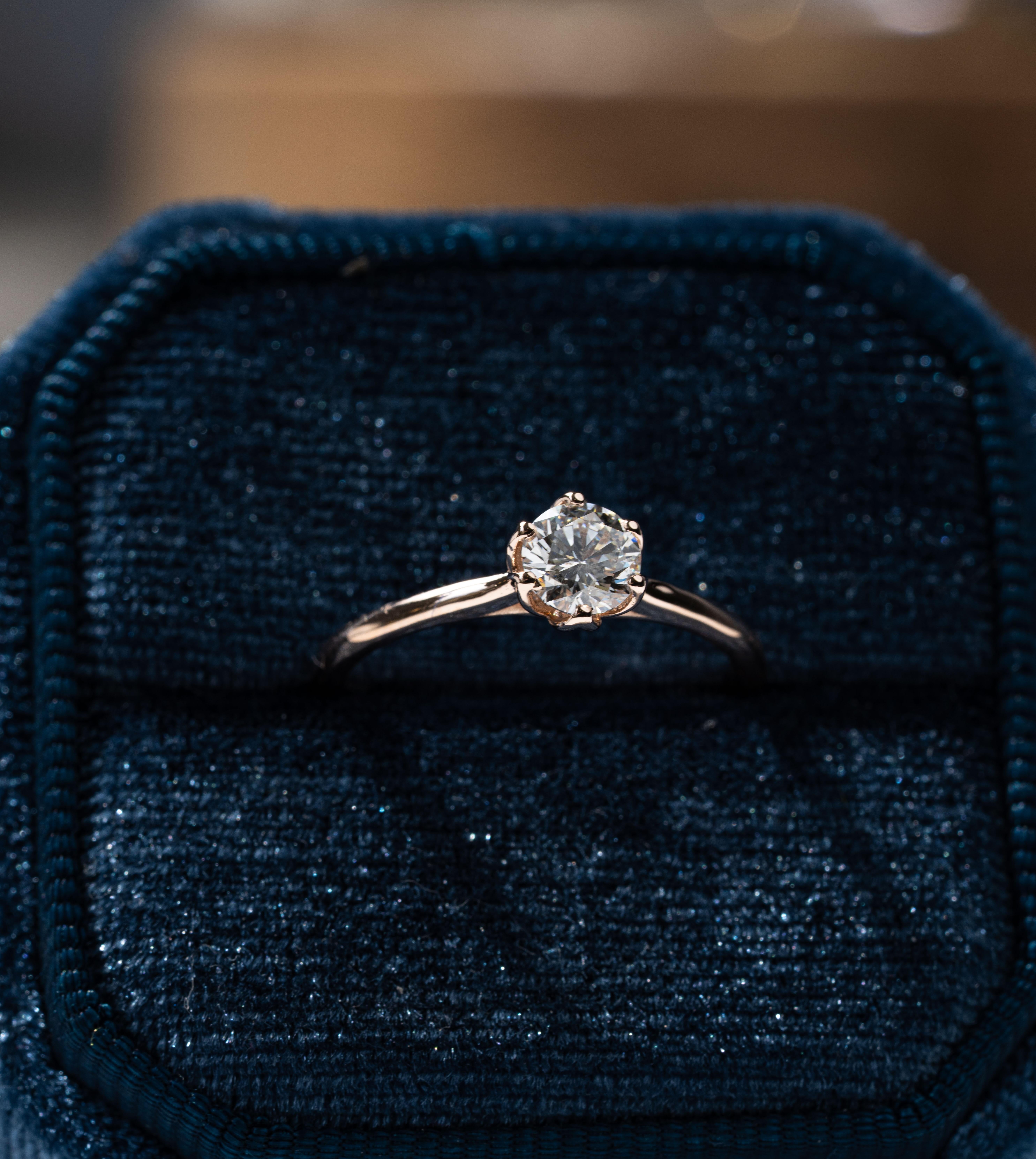 For Sale:  The Violette Diamond Engagement Ring 3