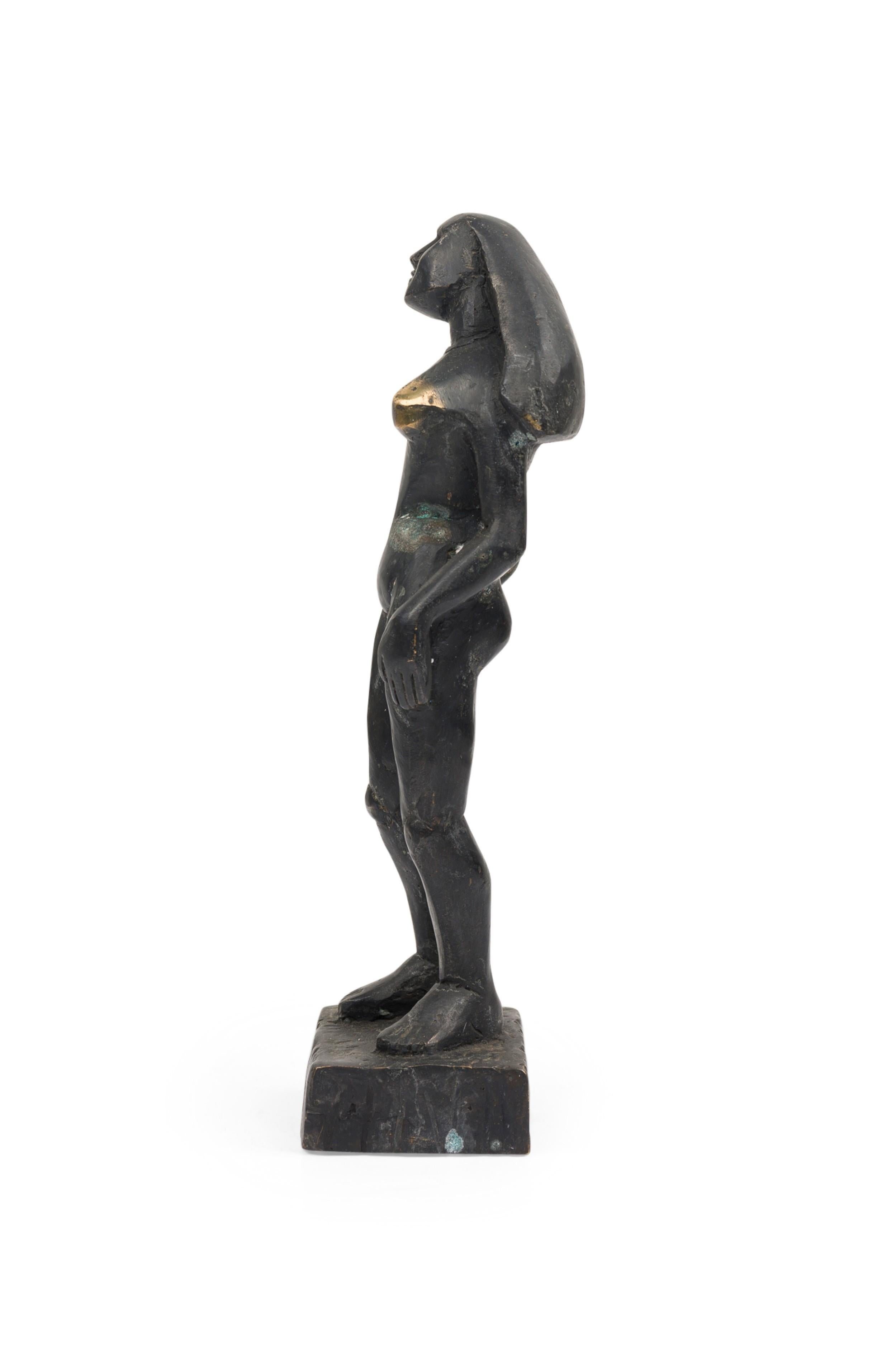 „The Wait“ Brutalistische figurale Bronzeskulptur von Newel Modern, limitierte Auflage (Moderne der Mitte des Jahrhunderts) im Angebot