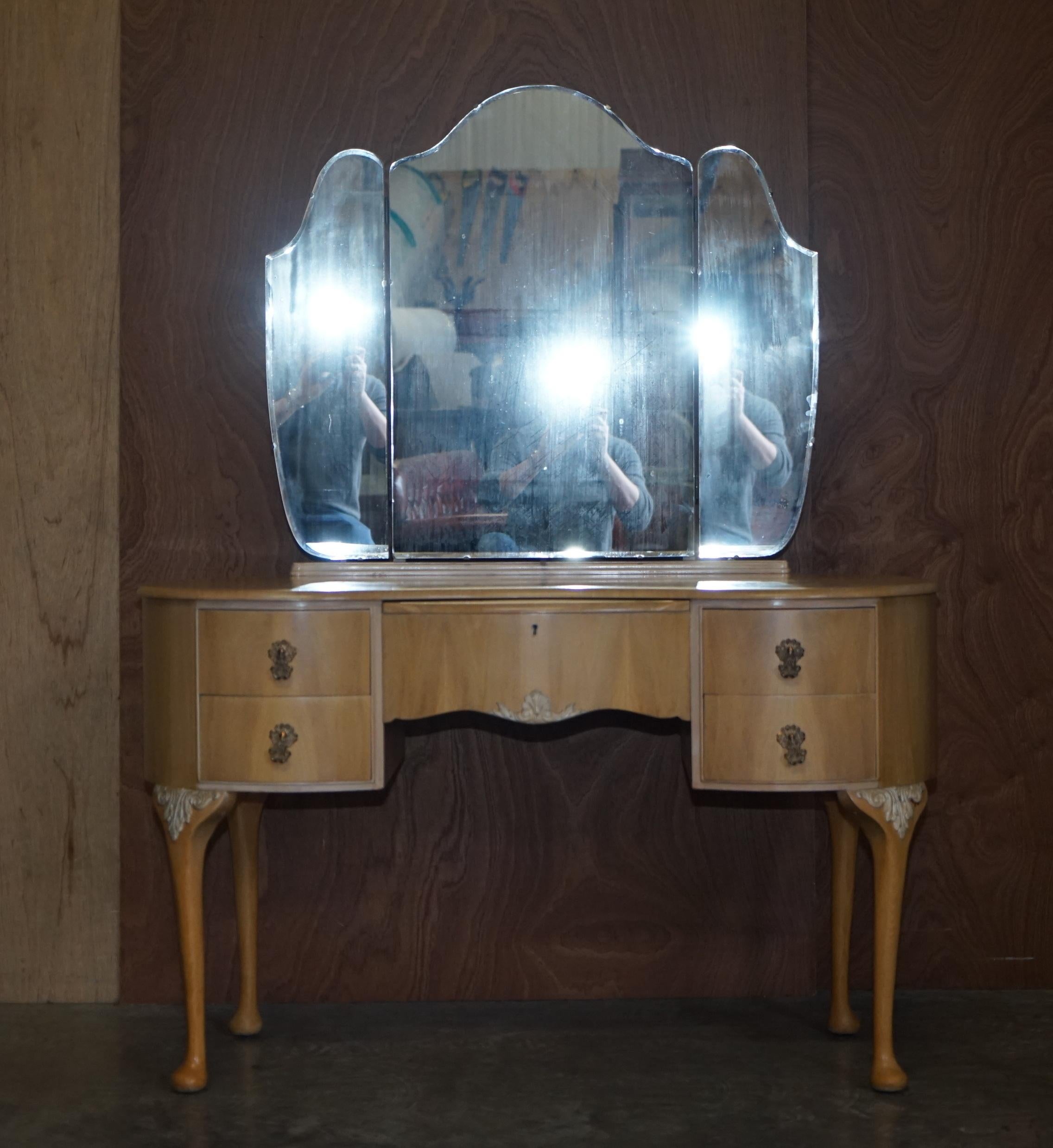 We are delighted to offer for sale a lovely circa 1940’s light Walnut Dressing table made by The Walnut Cabinet Works which is part of a large suite

This piece is part of a suite as mentioned, I have in total the dressing table, two wardrobes,