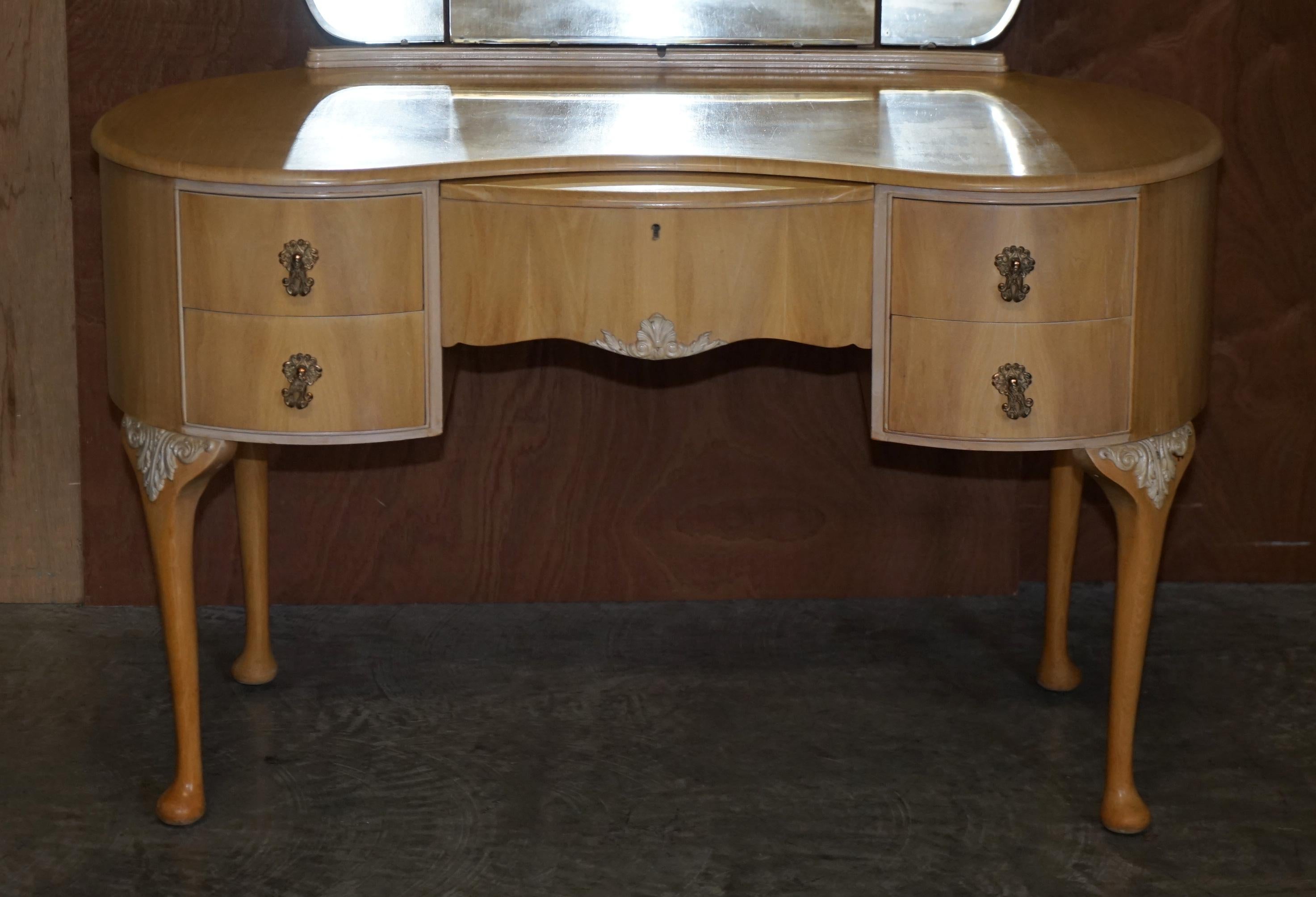 Art déco Walnut Works circa 1940's Light Walnut Dressing Table Part One of Large Suite en vente