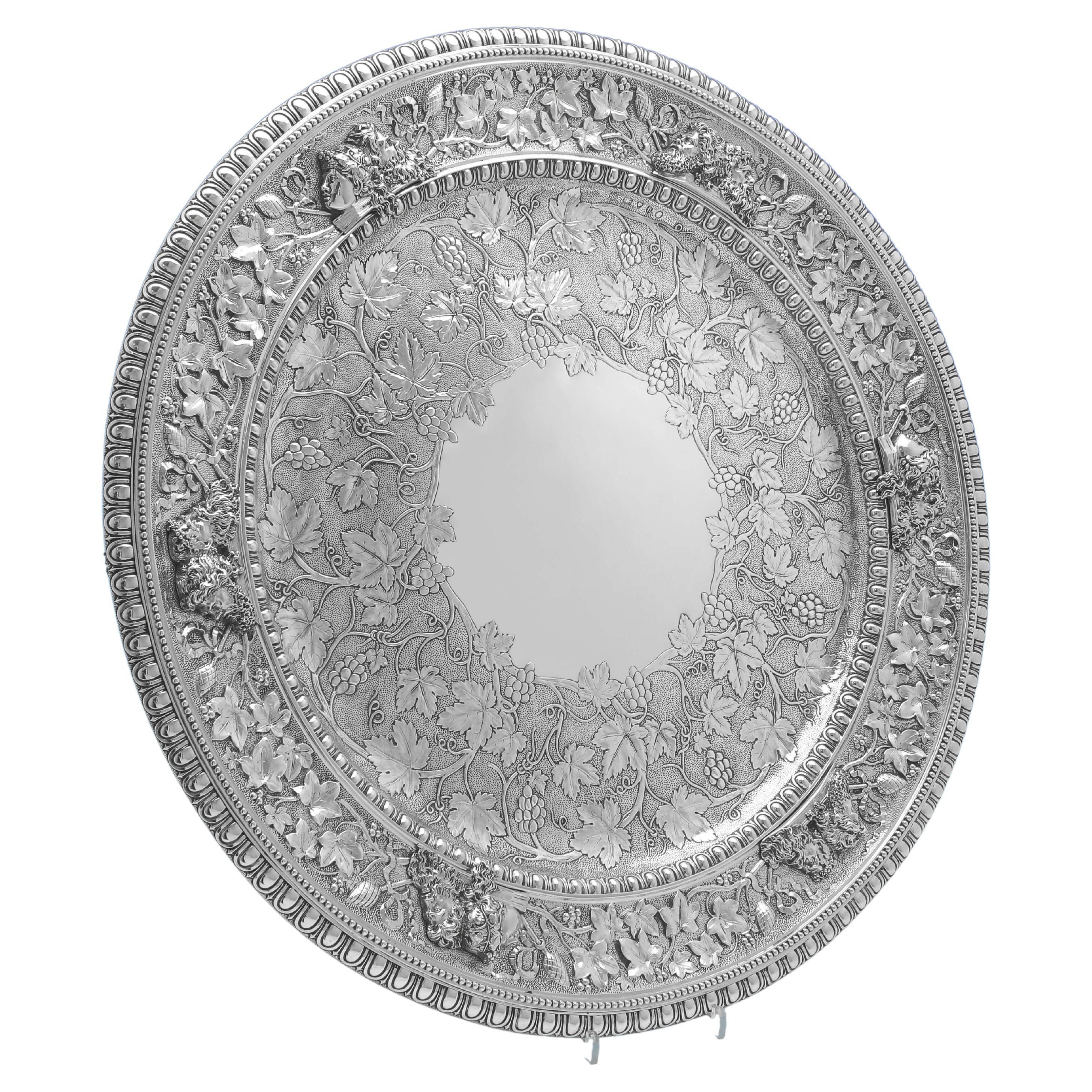 Assiette de présentation Warwick en argent sterling de style victorien, Barnards, Londres, 1877