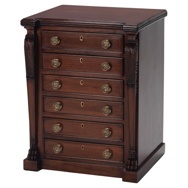 Wellington Chest For Sale at 1stDibs