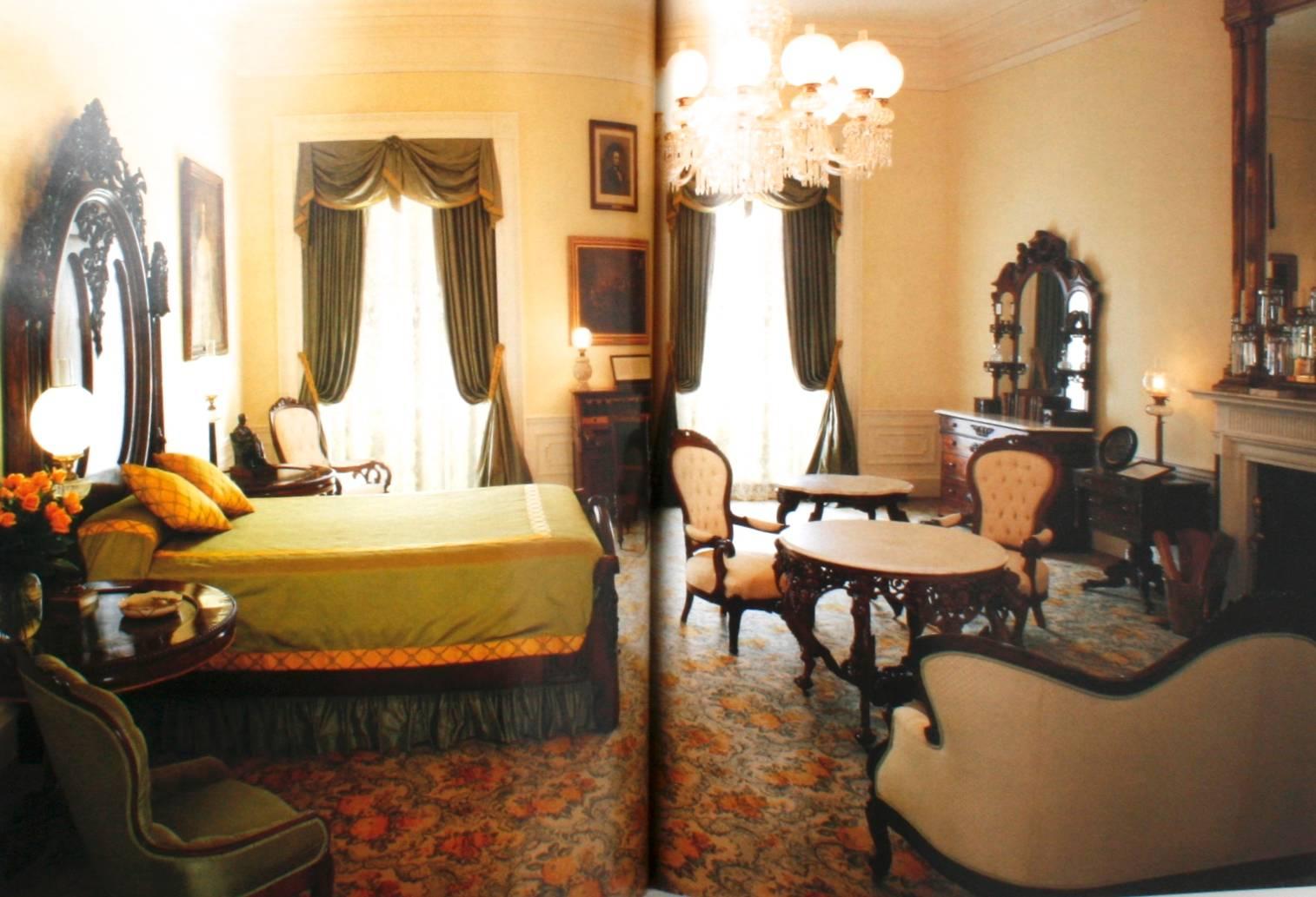 « The White House, It's Historic Furnishings & First familles », première édition en vente 7