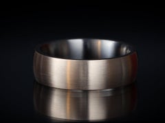 Elfenbein: Matter Bronze x Titan Leichter Kuppel-Ehering mit bequemer Passform